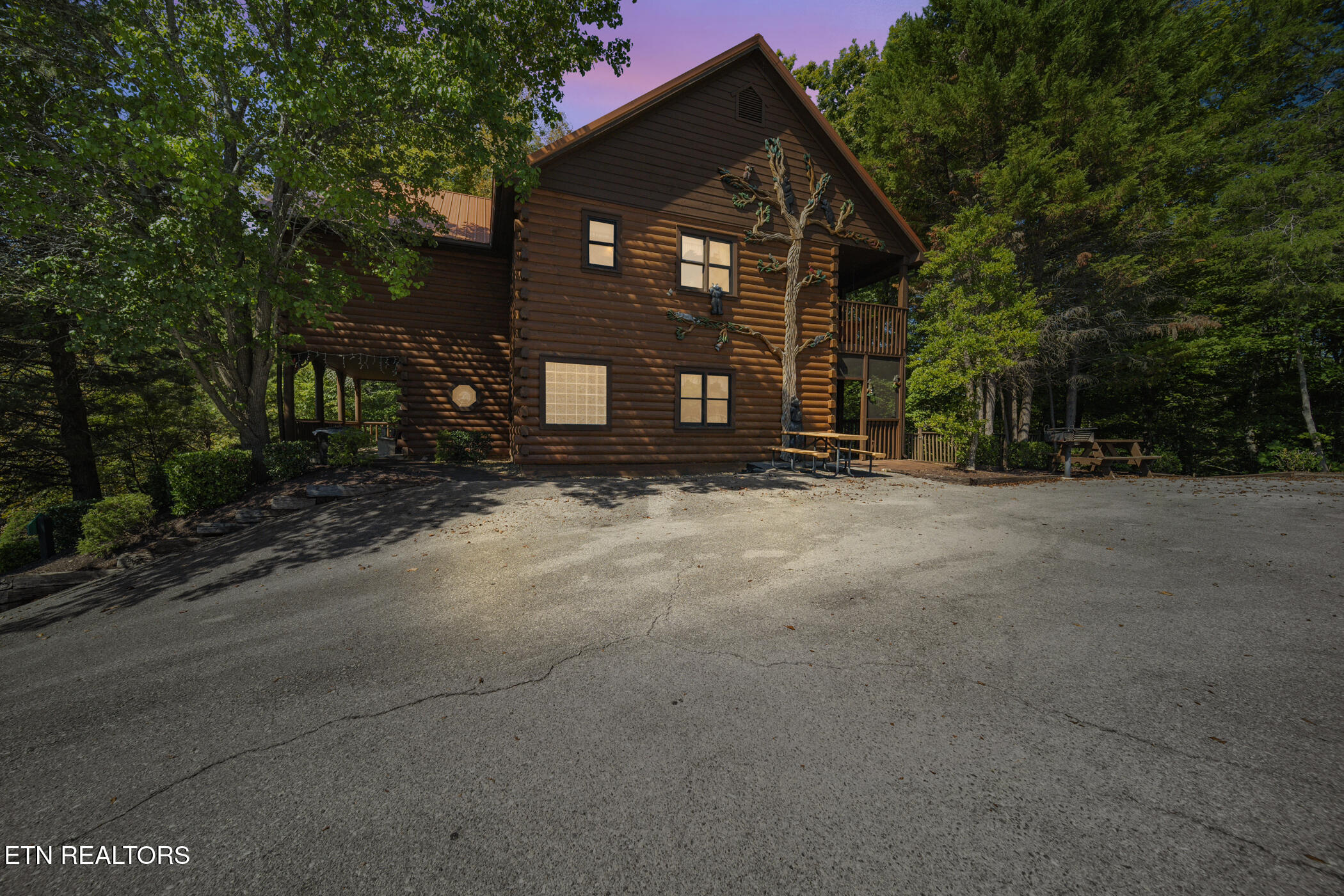 836 Bear Run Way Sevierville TN 37862