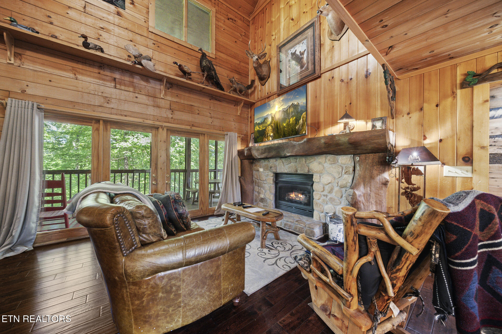 836 Bear Run Way Sevierville TN 37862