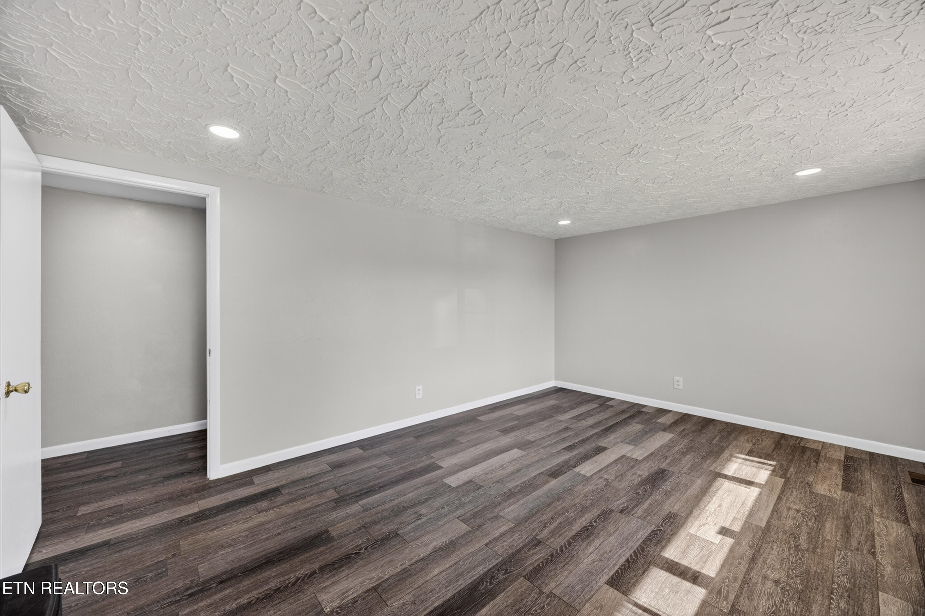 1018 New Hope Road Hilham TN 38568