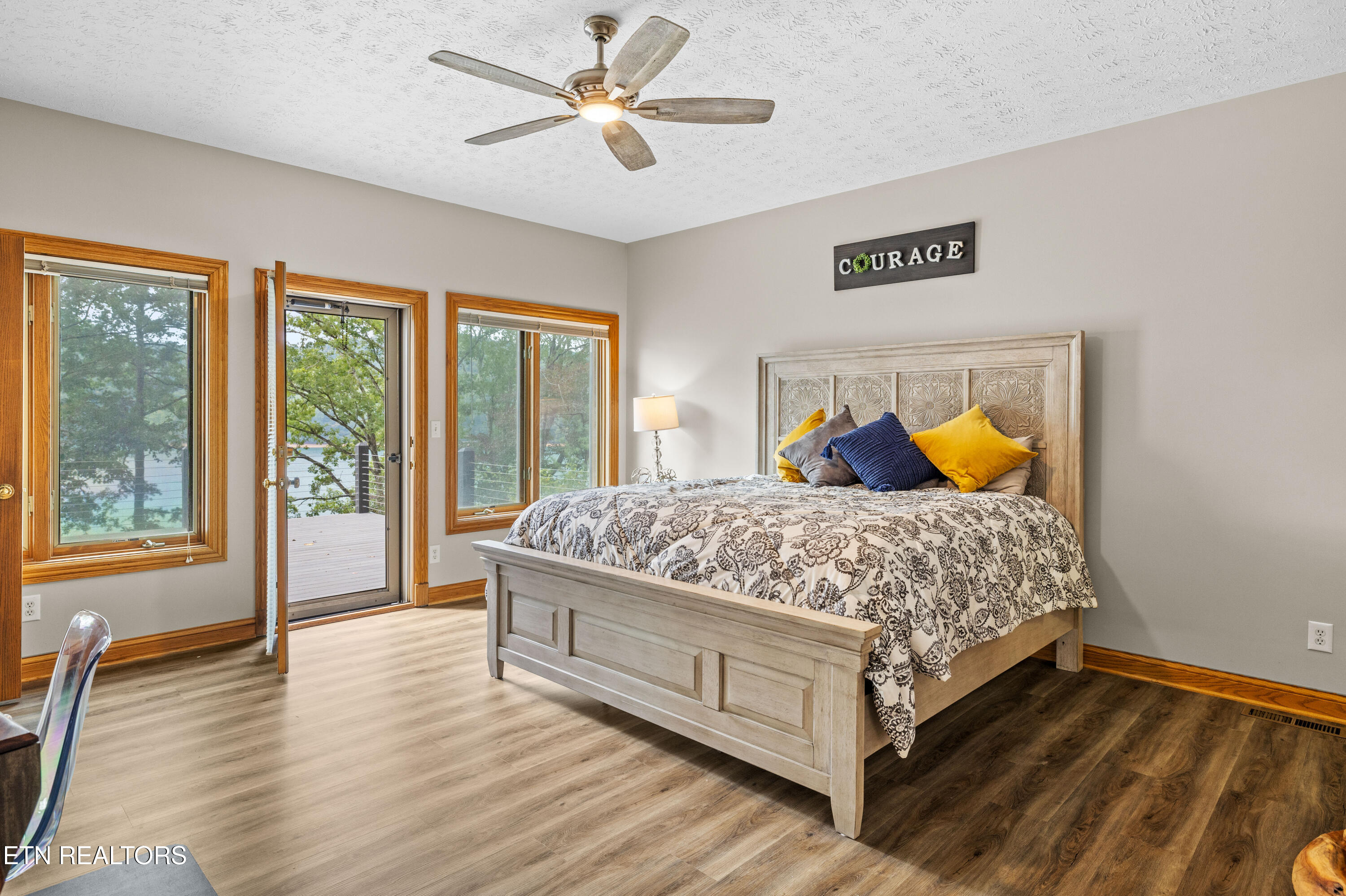 1691 Cove Pointe Road Lafollette TN 37766