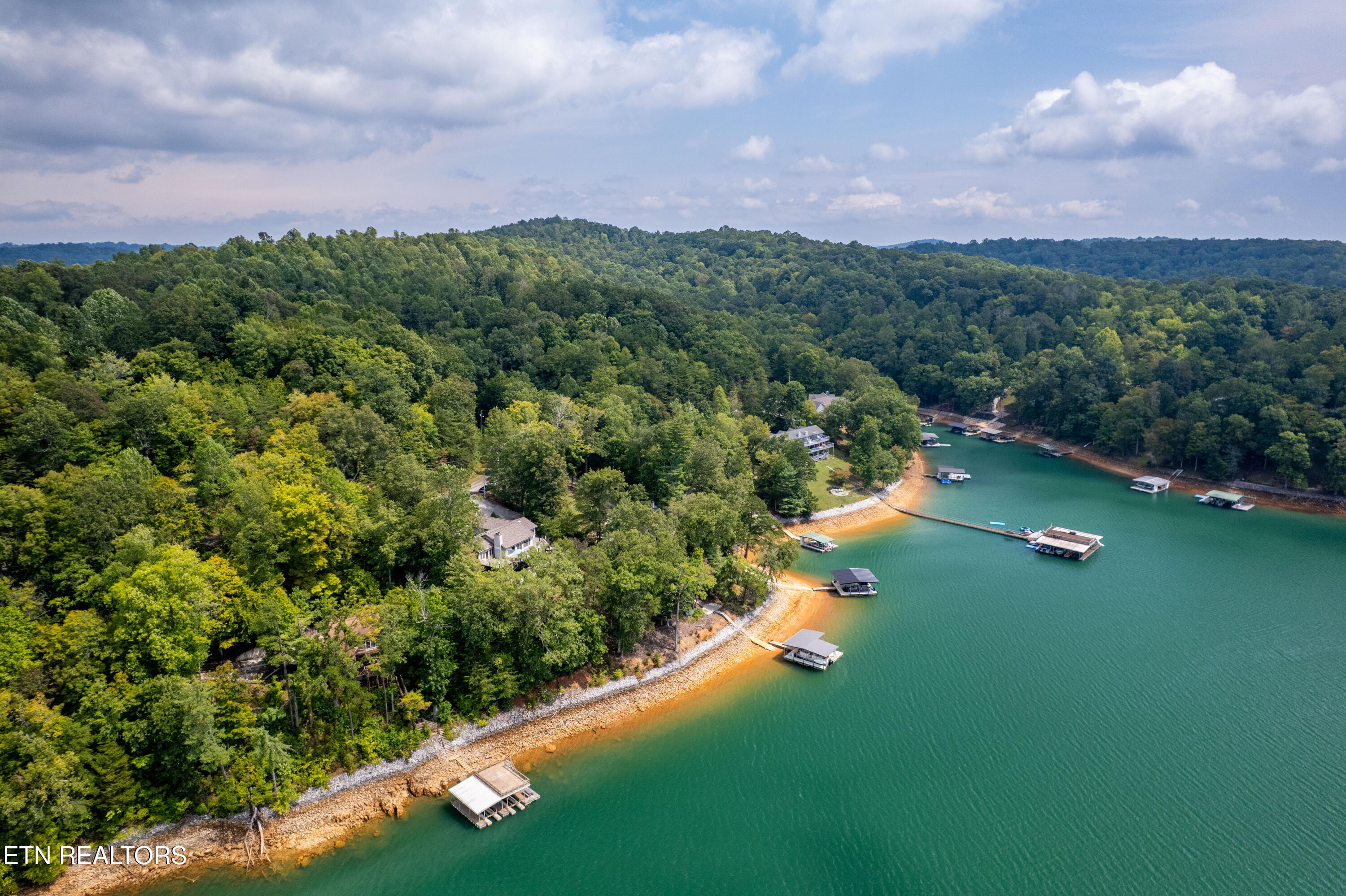 1691 Cove Pointe Road Lafollette TN 37766