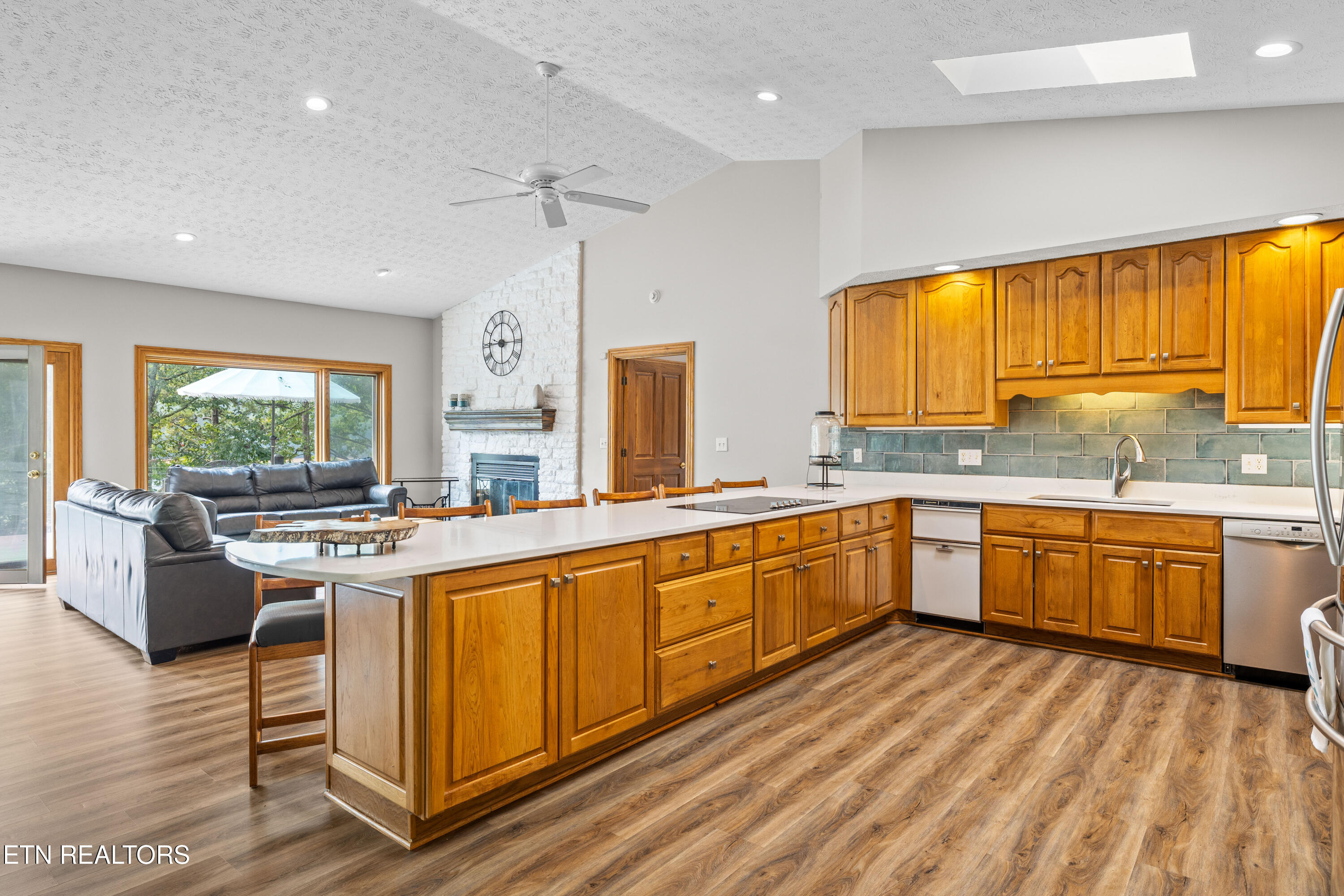 1691 Cove Pointe Road Lafollette TN 37766