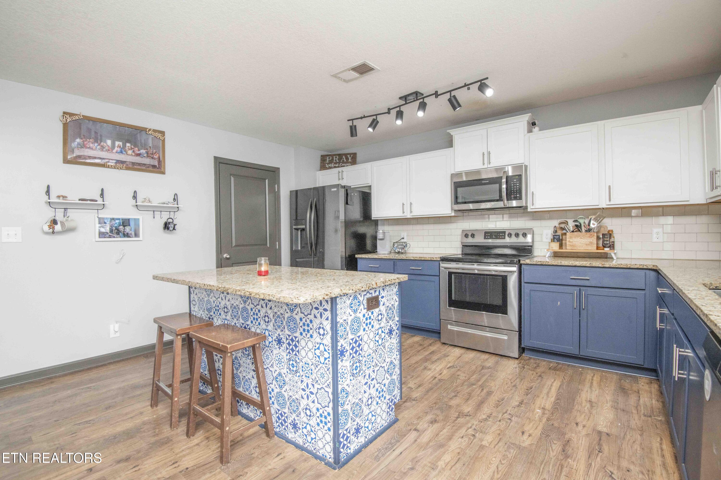 831 Old Towne Loop Drive Seymour TN 37865