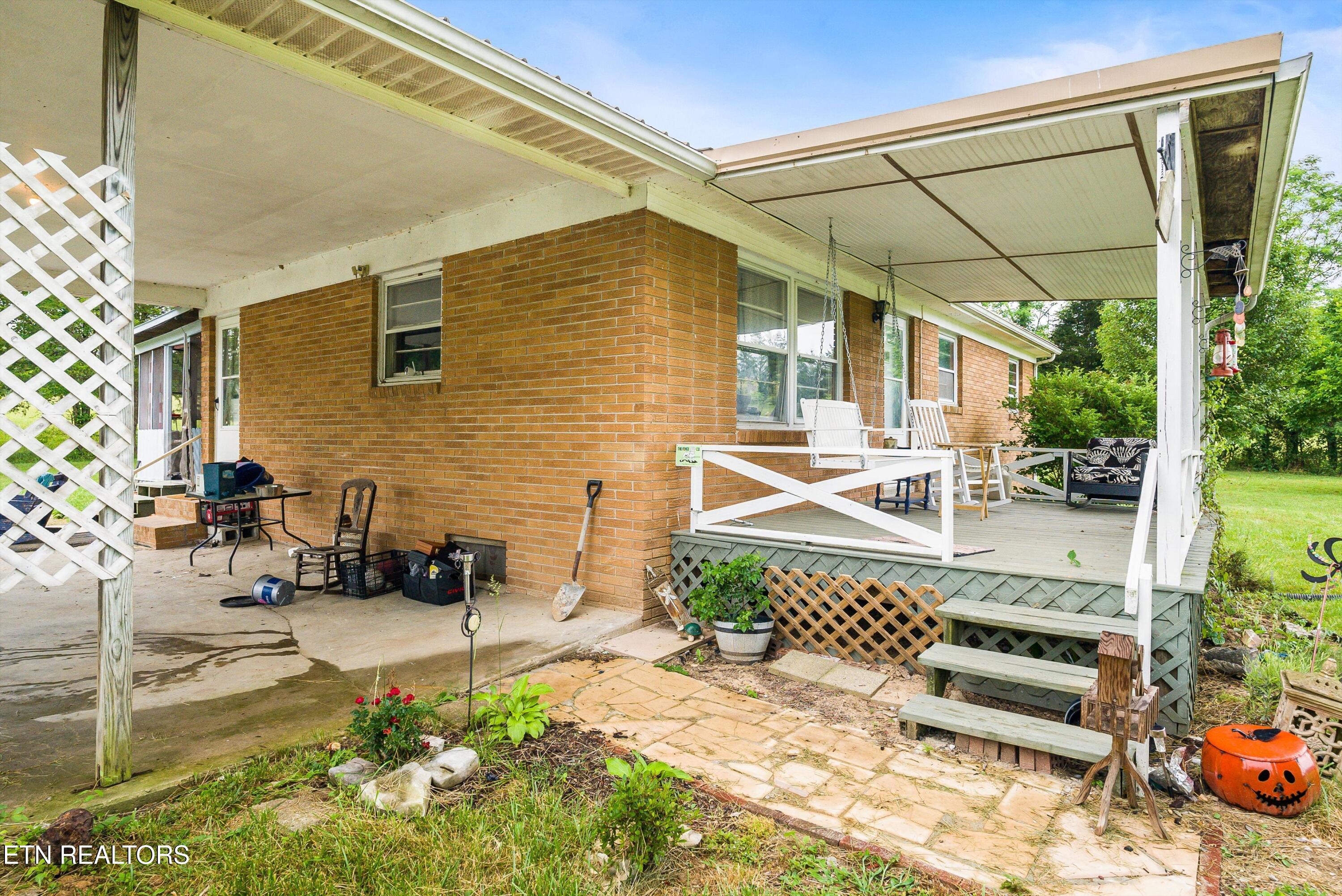 120 Bolinger Road Speedwell TN 37870