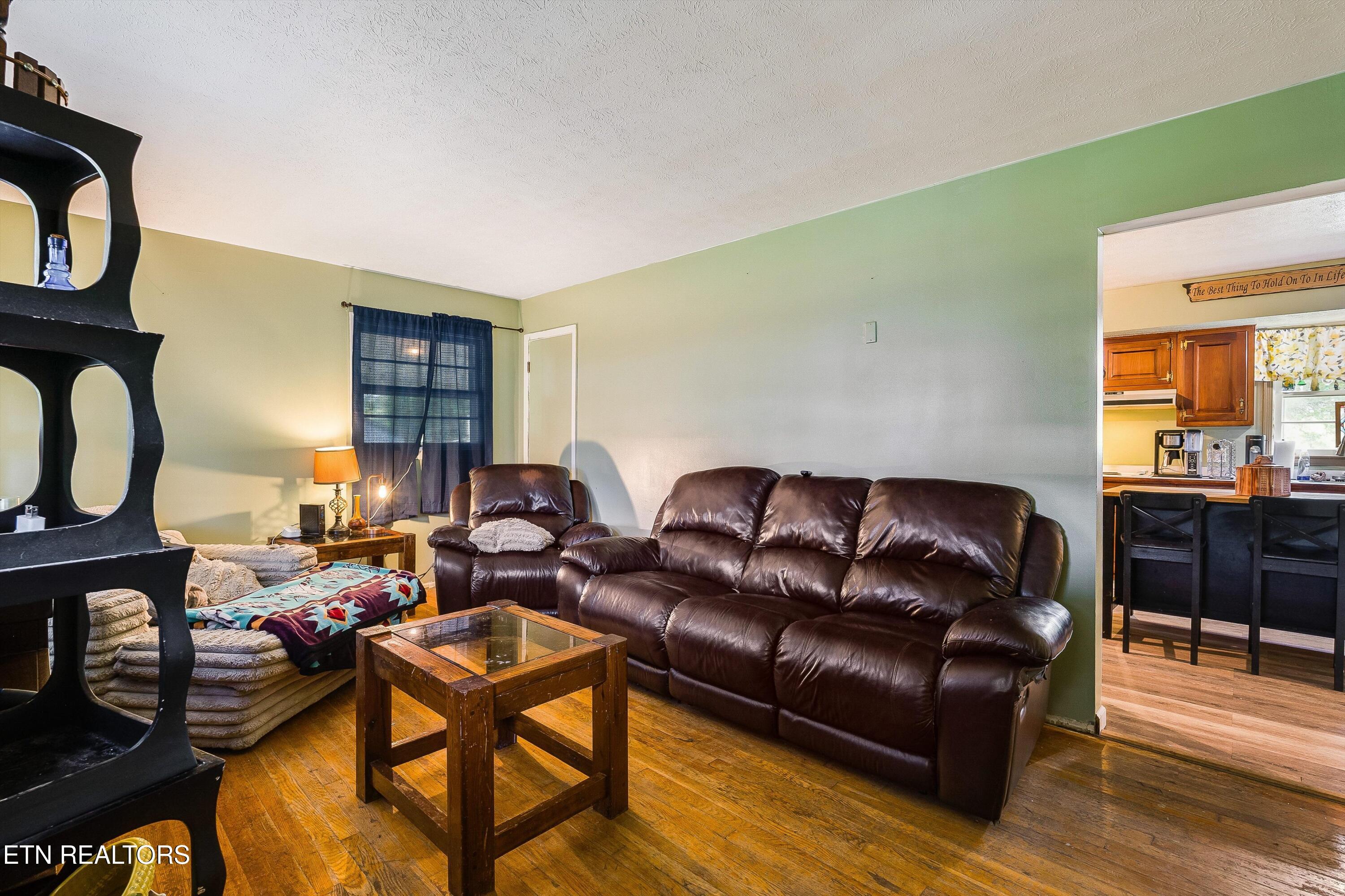 120 Bolinger Road Speedwell TN 37870