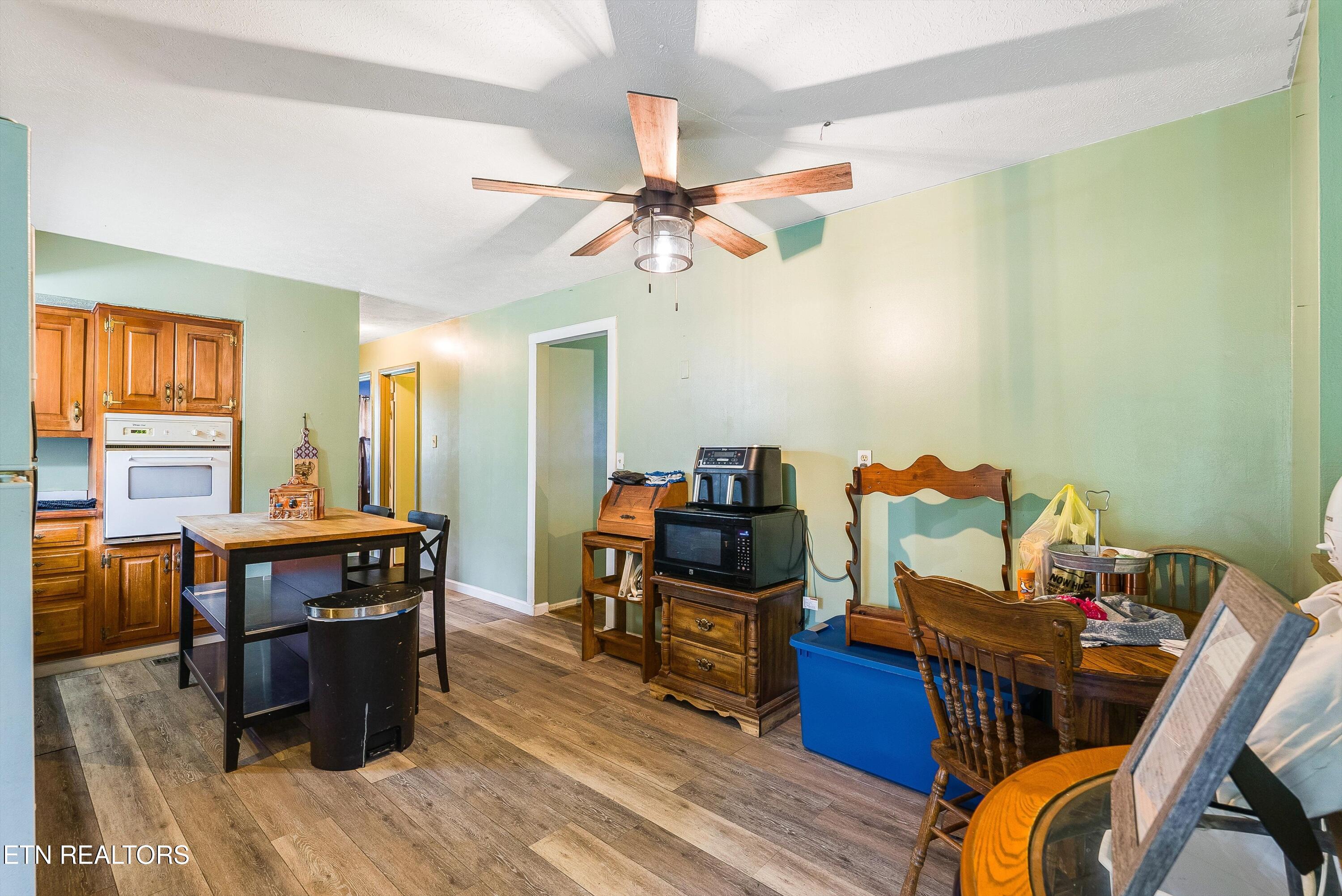 120 Bolinger Road Speedwell TN 37870