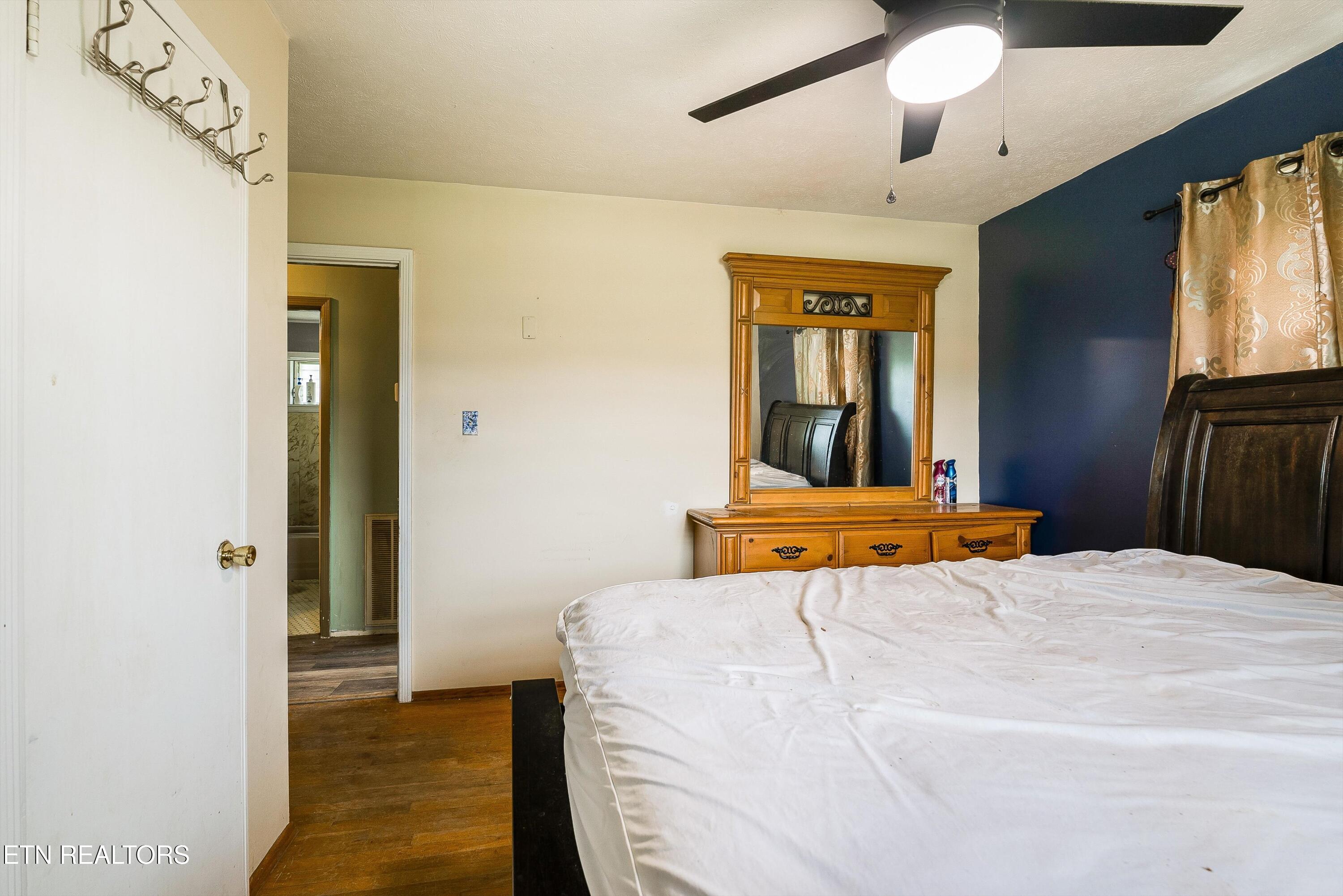 120 Bolinger Road Speedwell TN 37870
