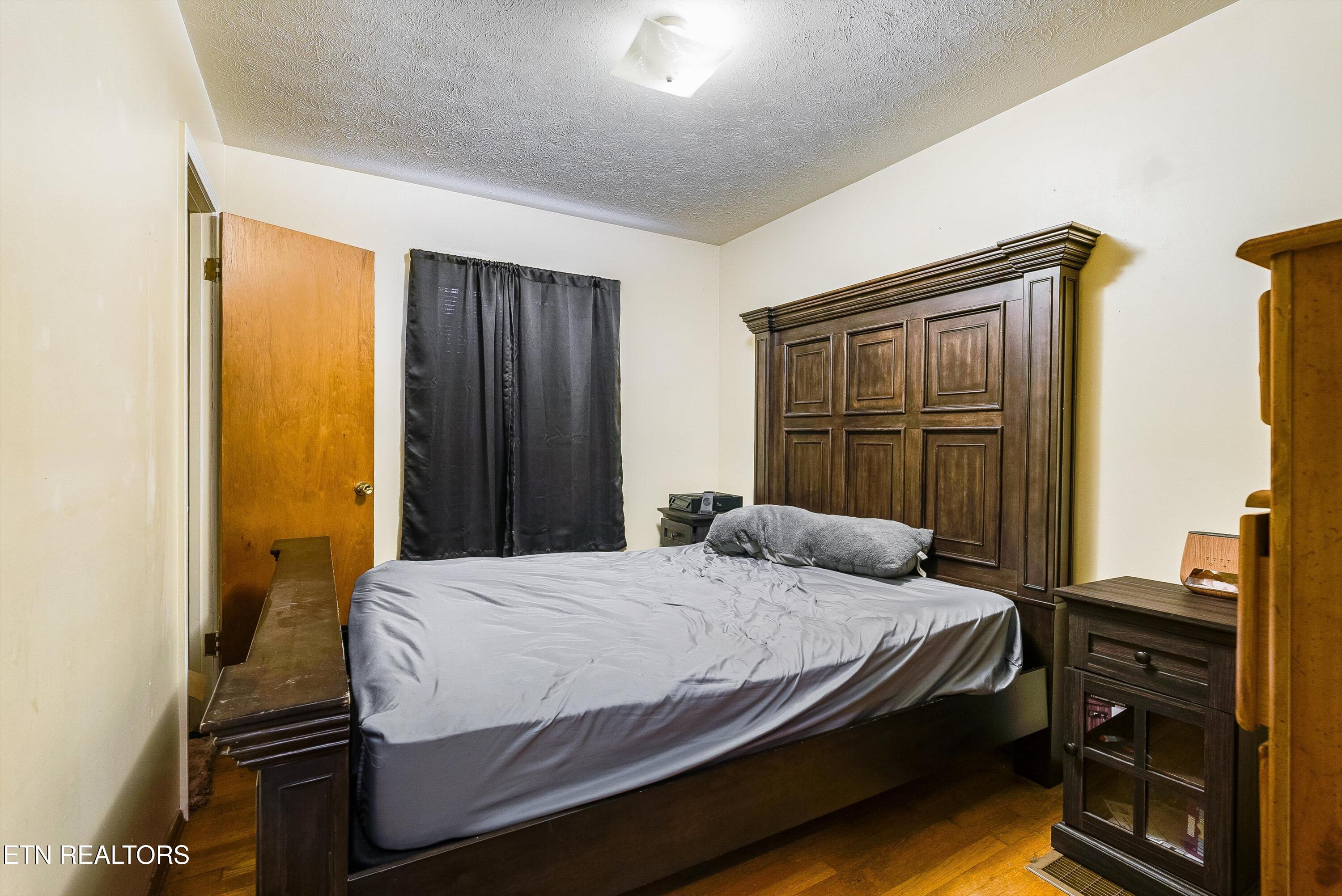 120 Bolinger Road Speedwell TN 37870