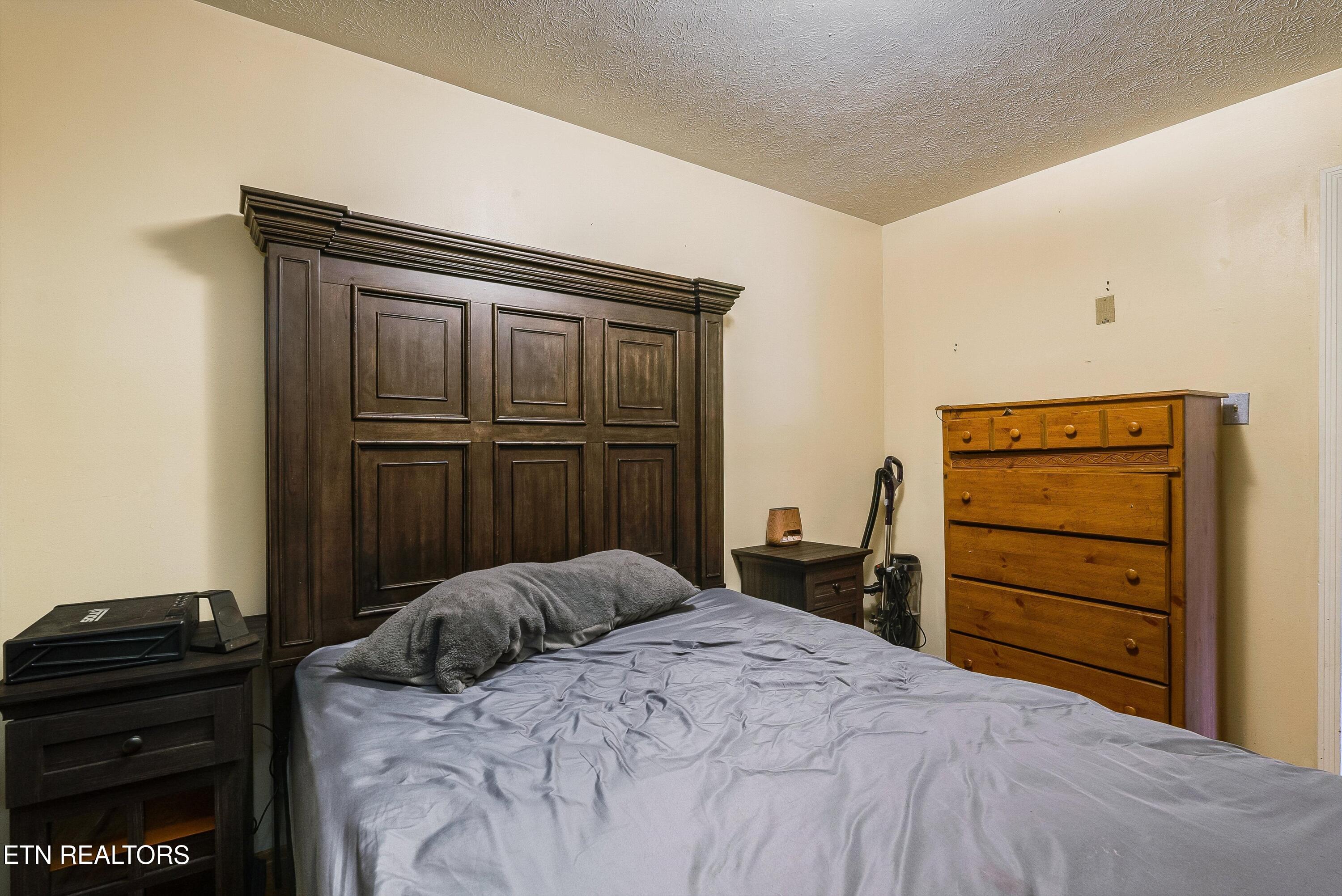 120 Bolinger Road Speedwell TN 37870