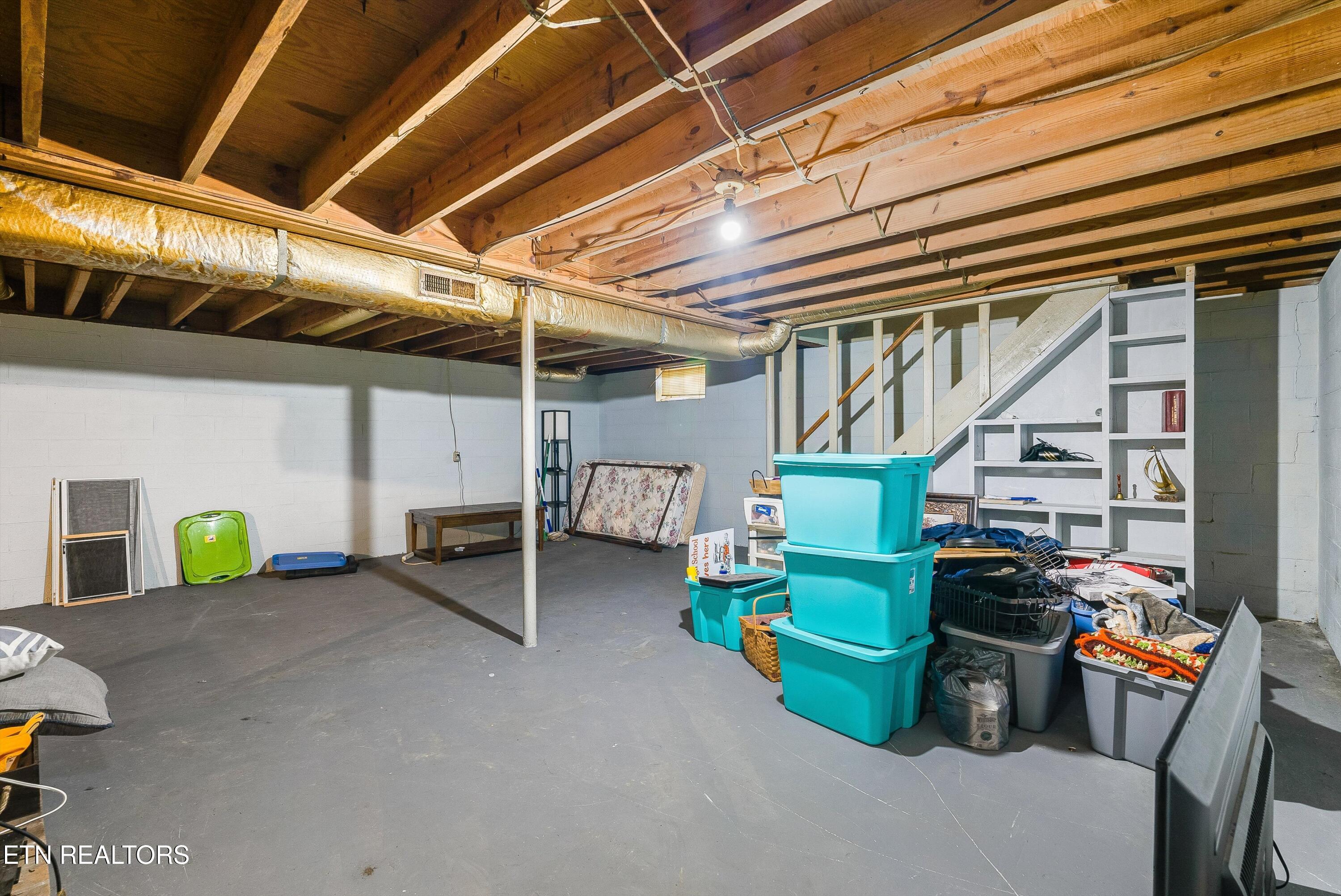 120 Bolinger Road Speedwell TN 37870