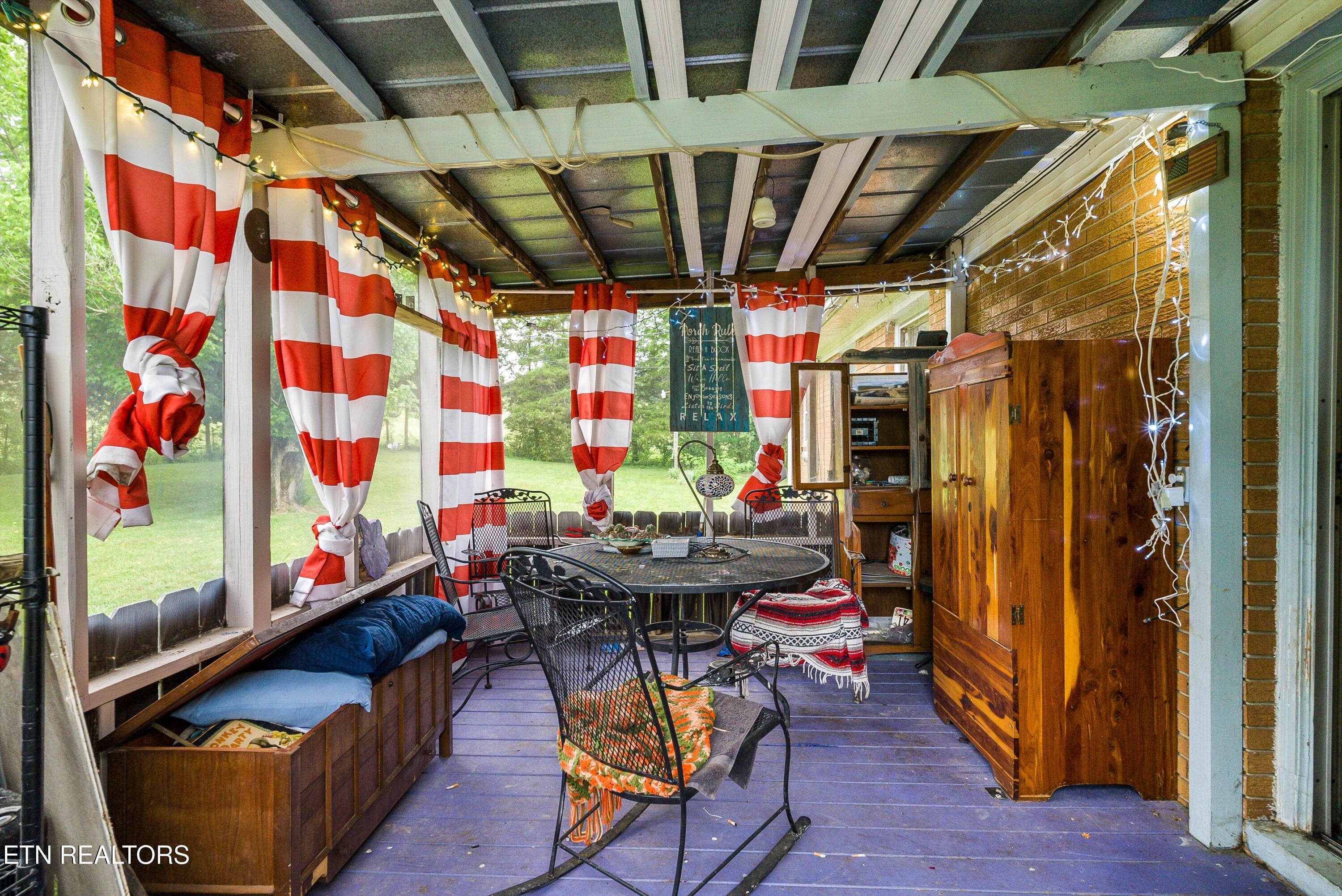 120 Bolinger Road Speedwell TN 37870