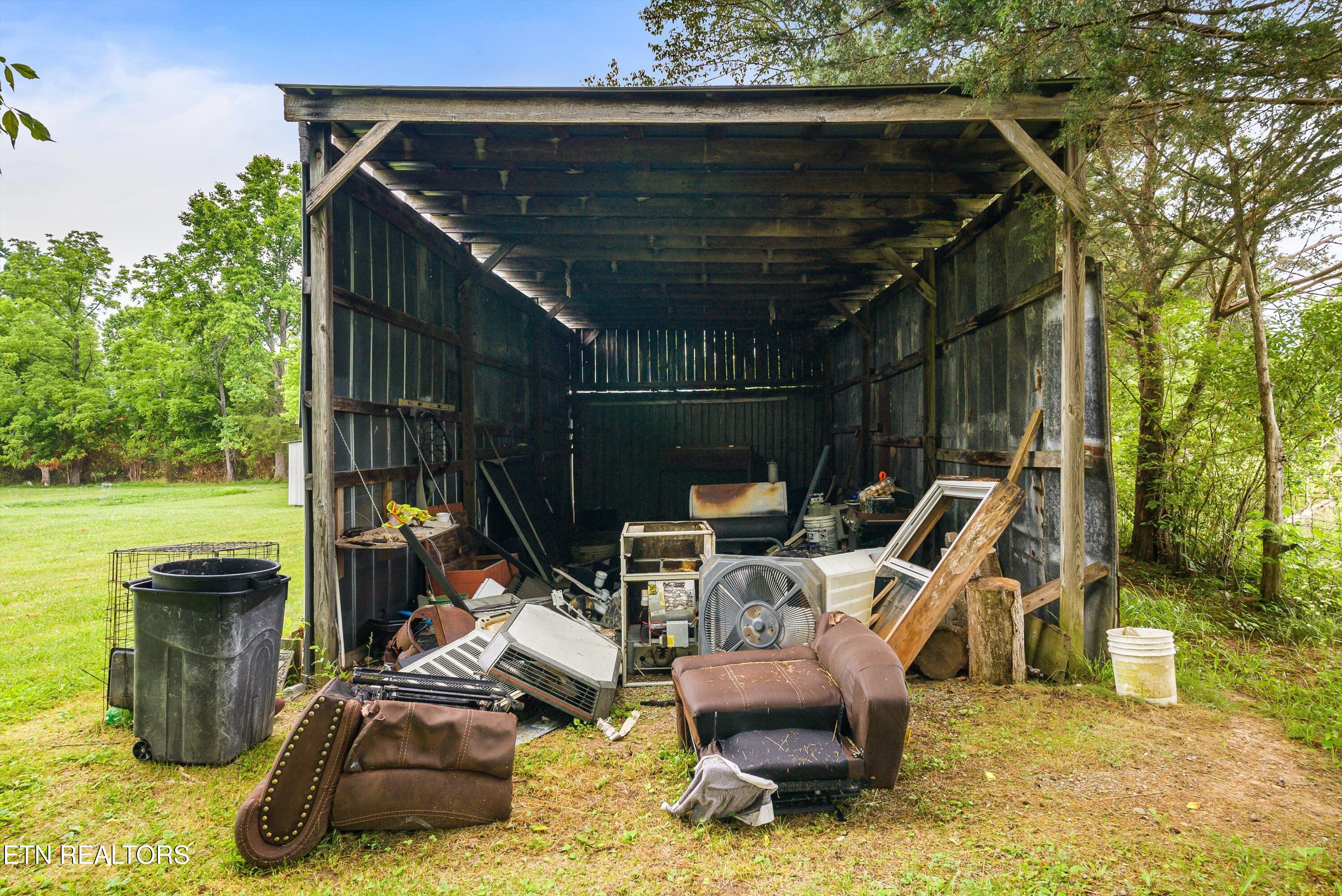 120 Bolinger Road Speedwell TN 37870