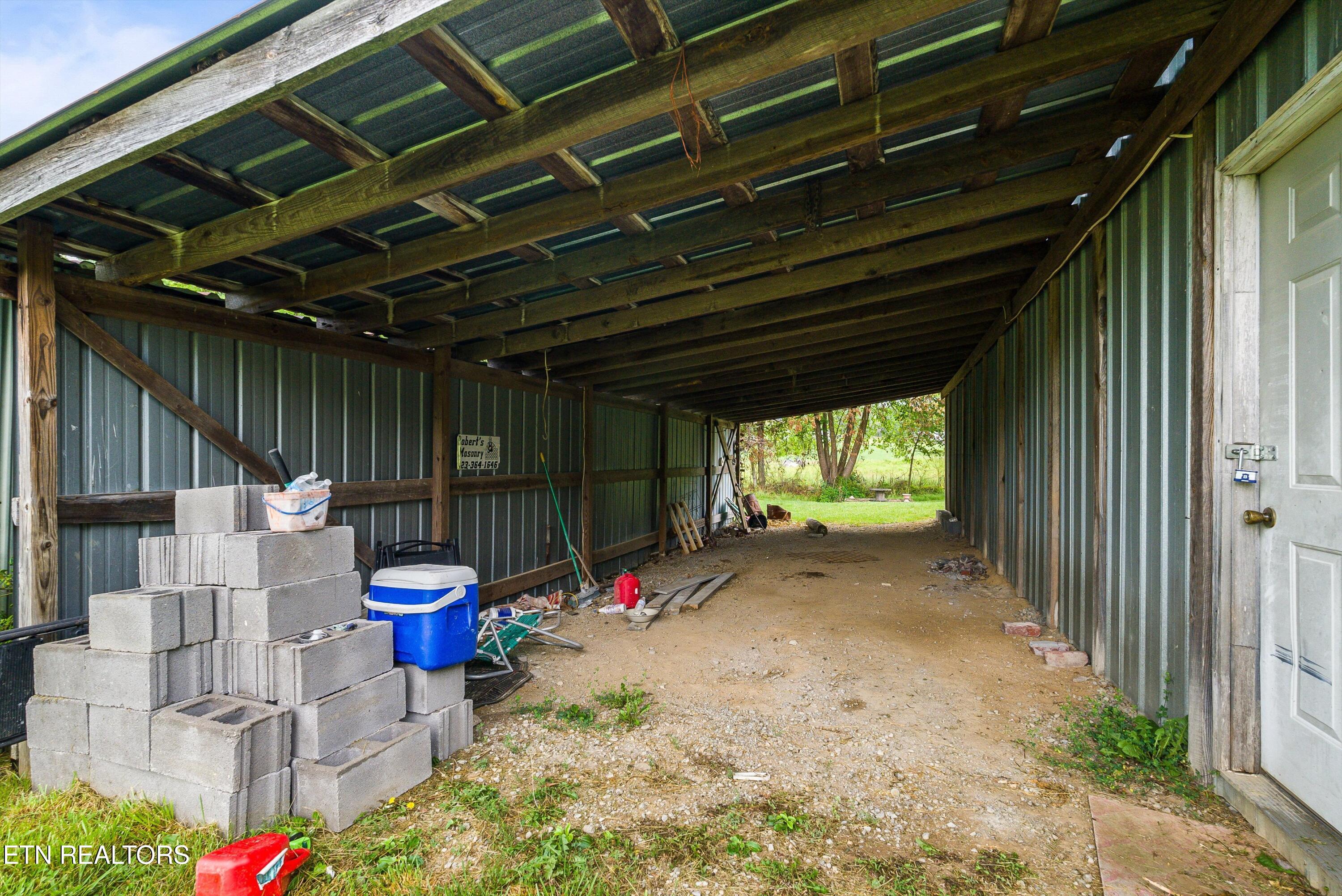 120 Bolinger Road Speedwell TN 37870