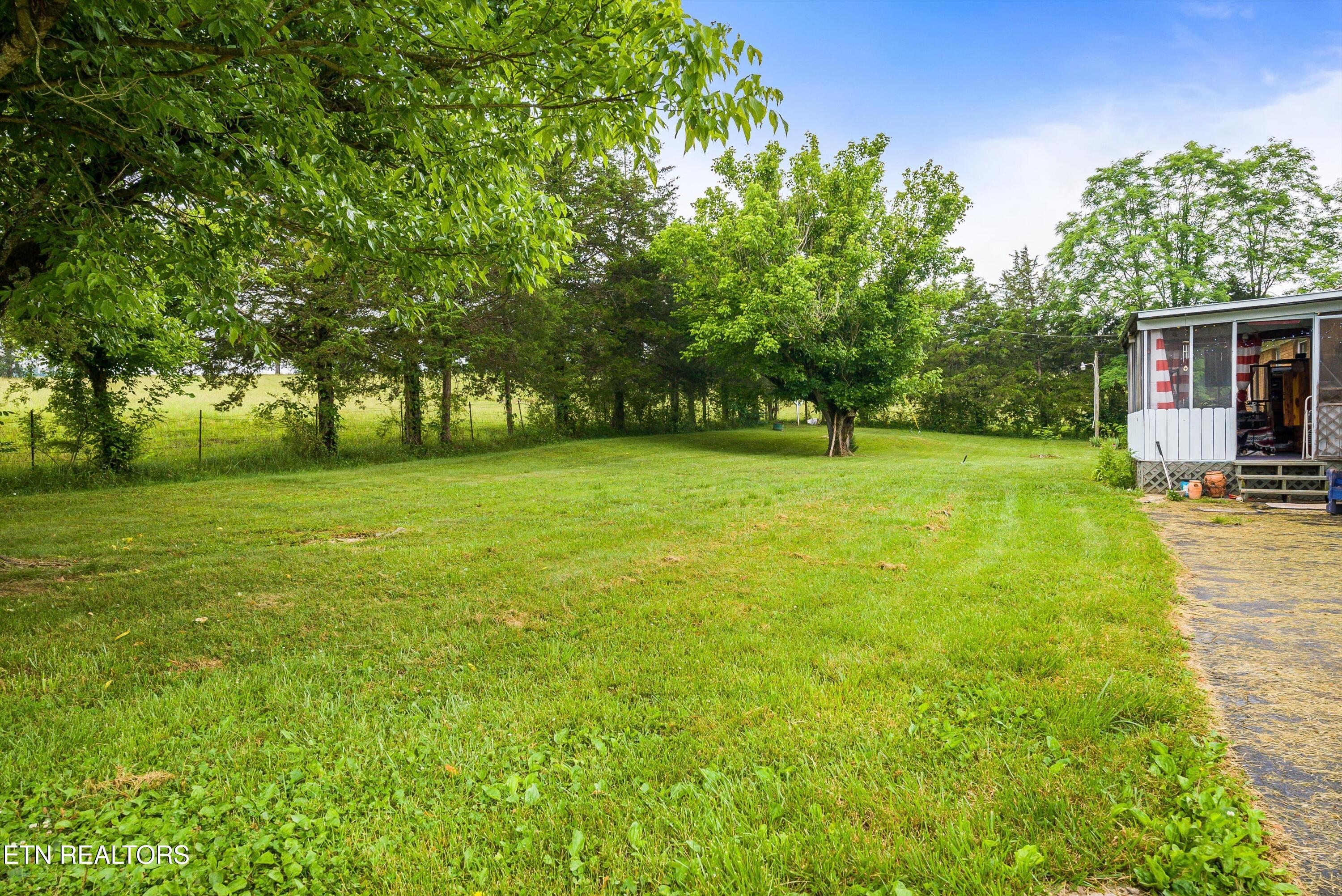 120 Bolinger Road Speedwell TN 37870