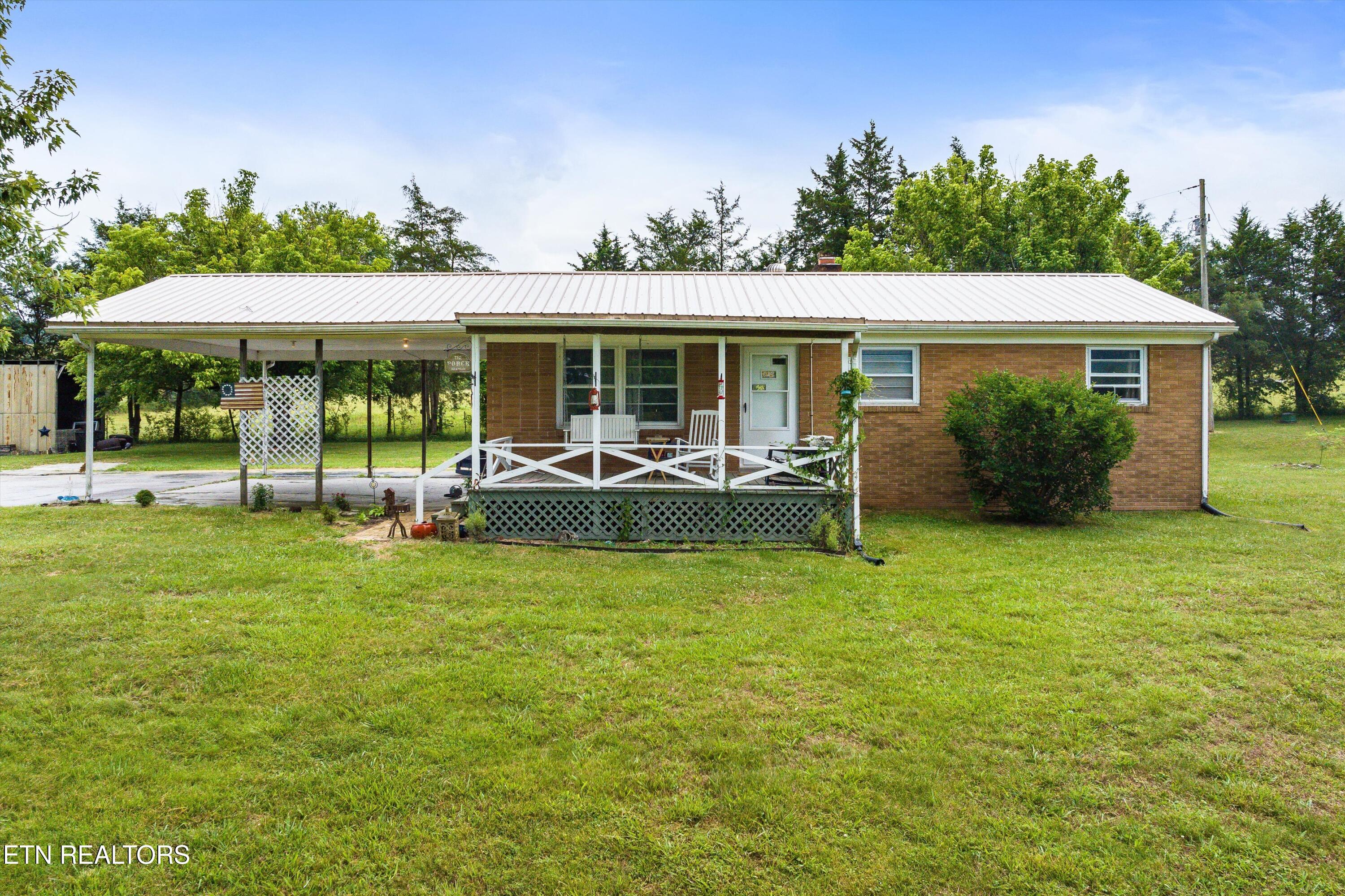 120 Bolinger Road Speedwell TN 37870