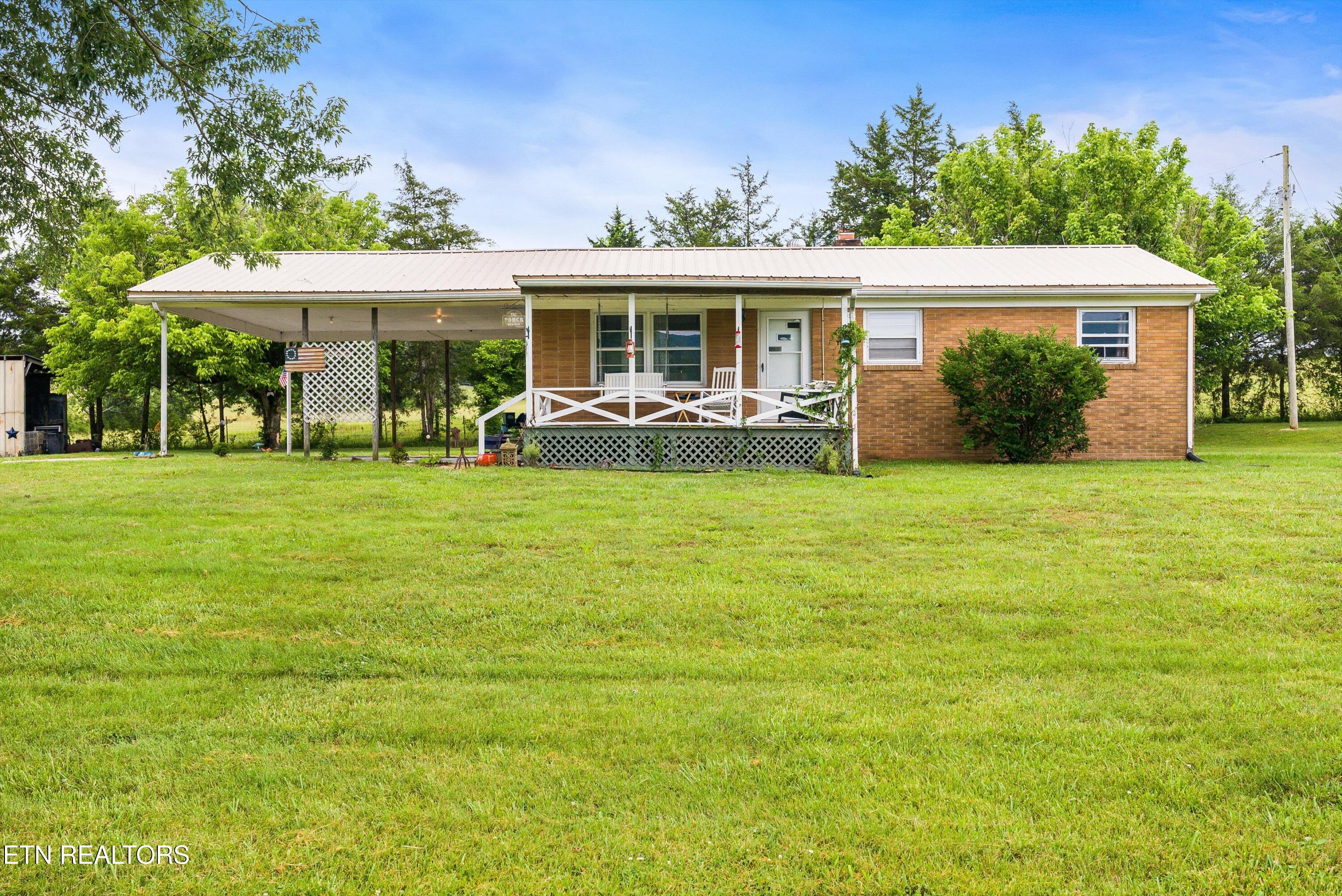 120 Bolinger Road Speedwell TN 37870