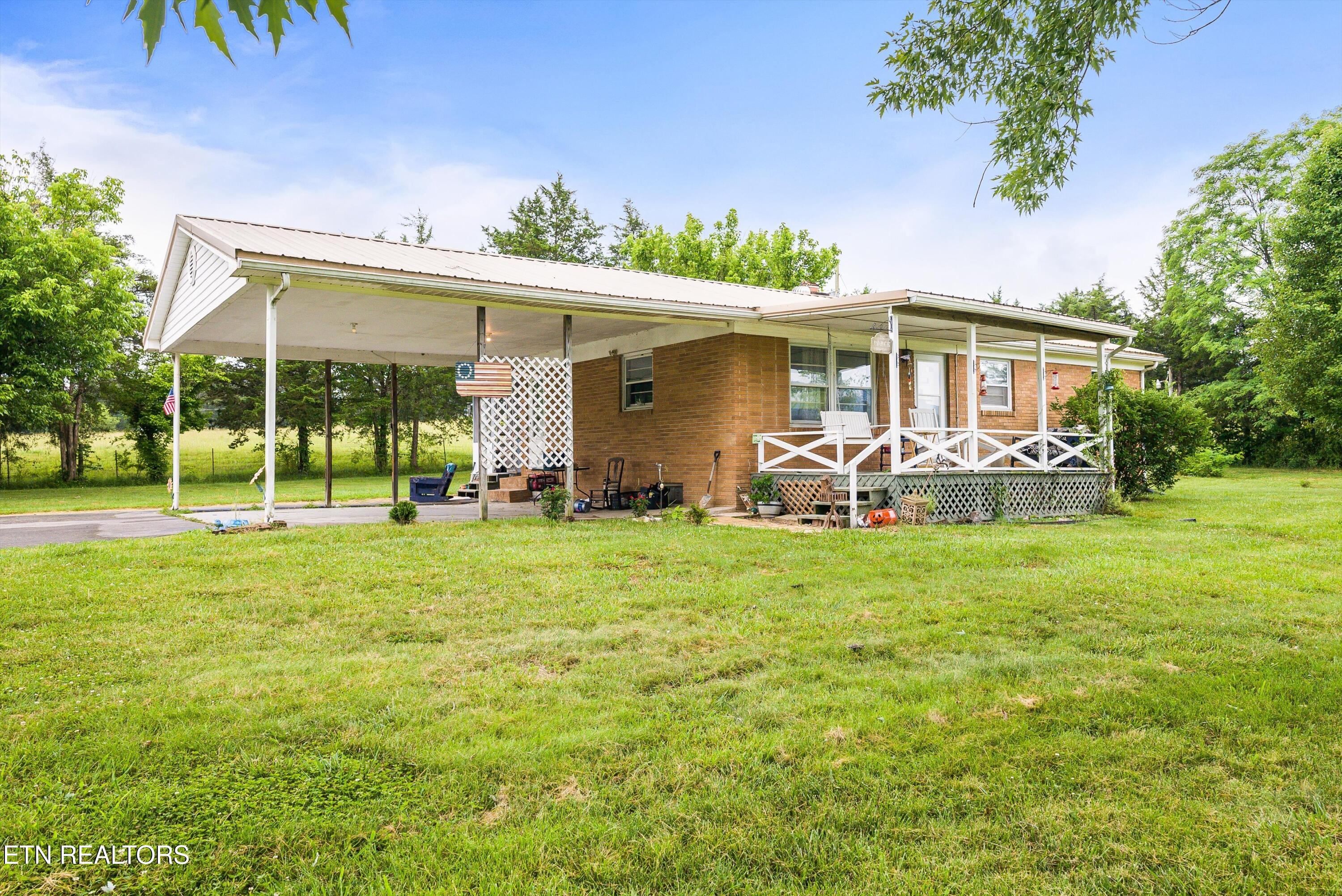 120 Bolinger Road Speedwell TN 37870