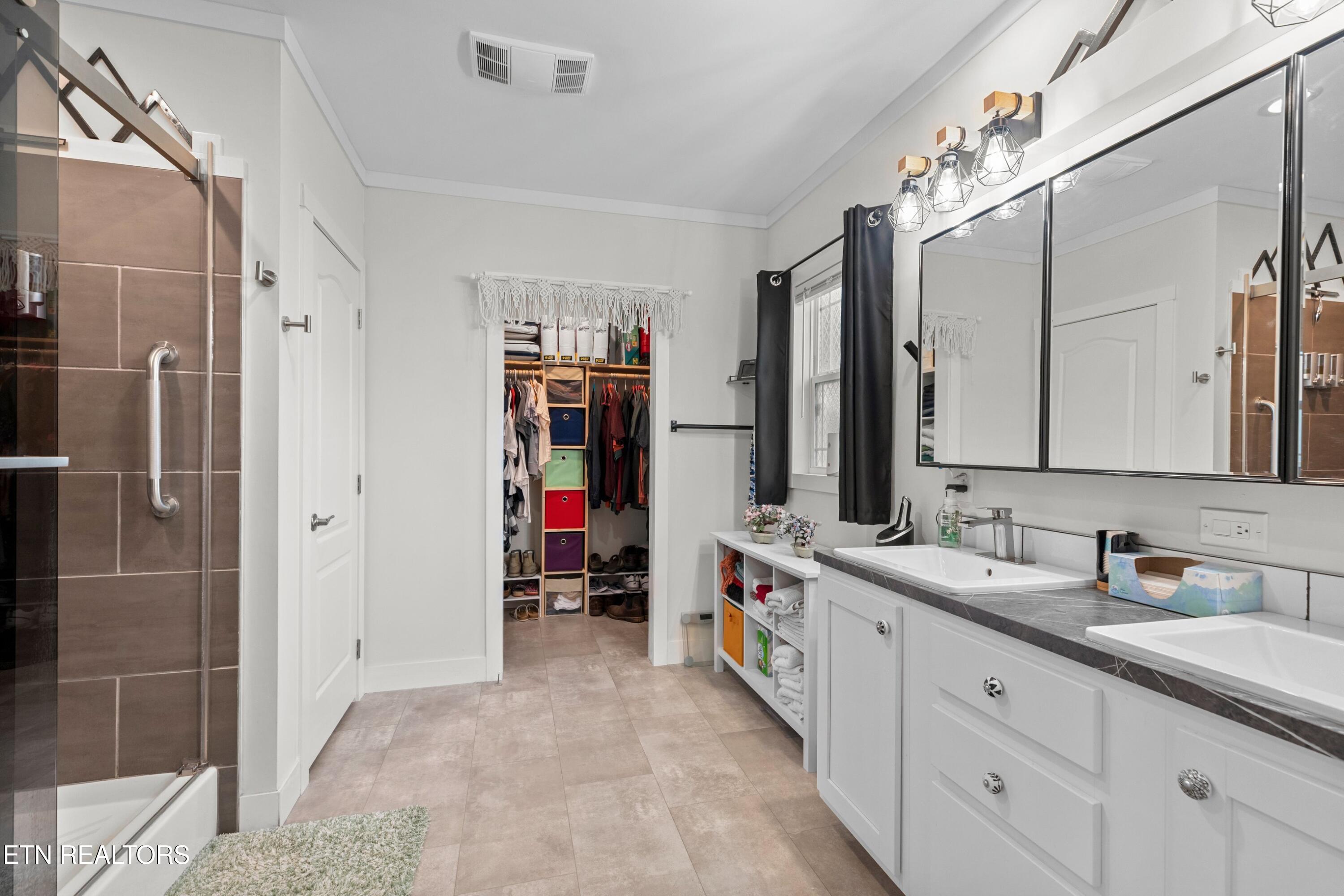 318 Garden Lane Dandridge TN 37725