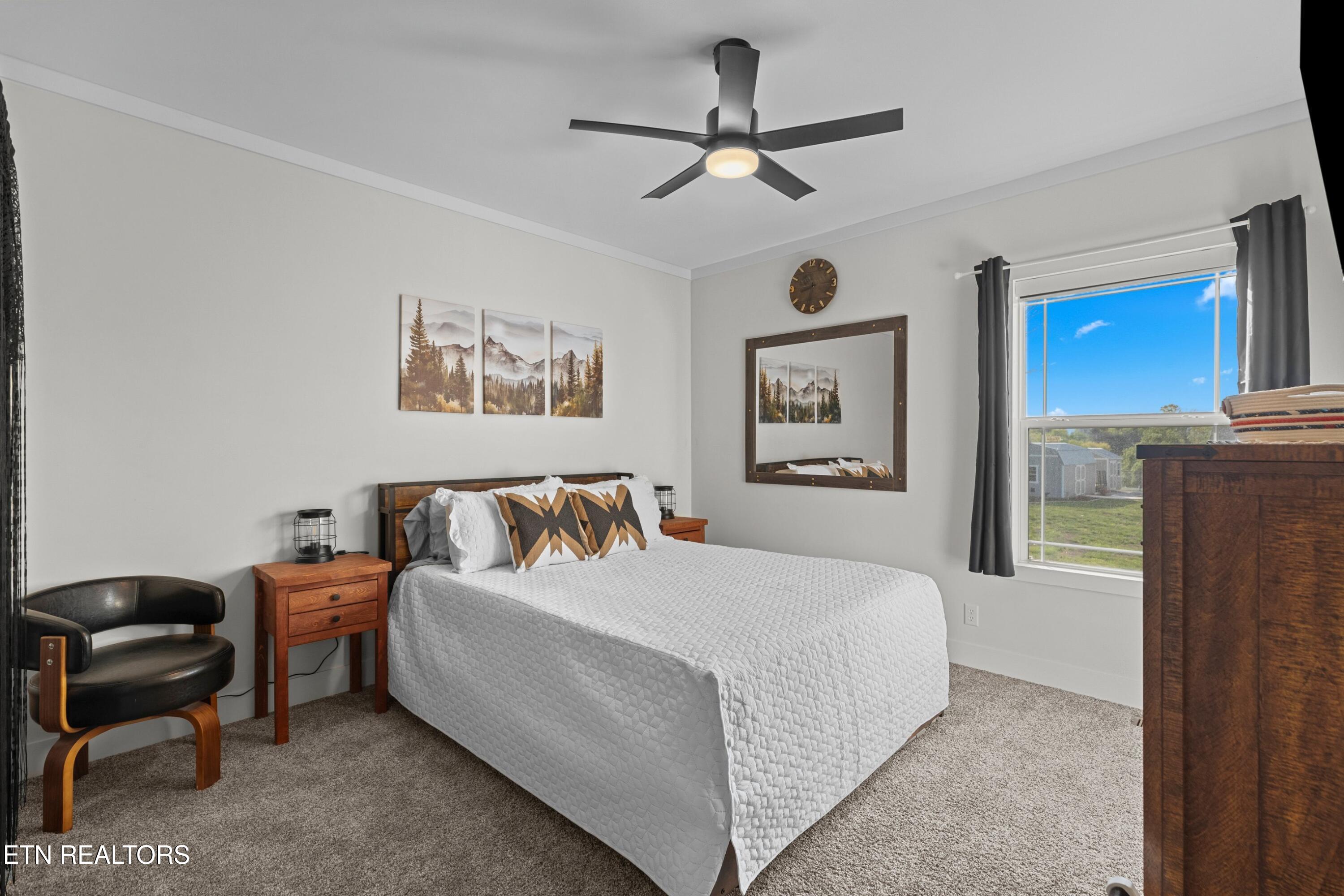 318 Garden Lane Dandridge TN 37725