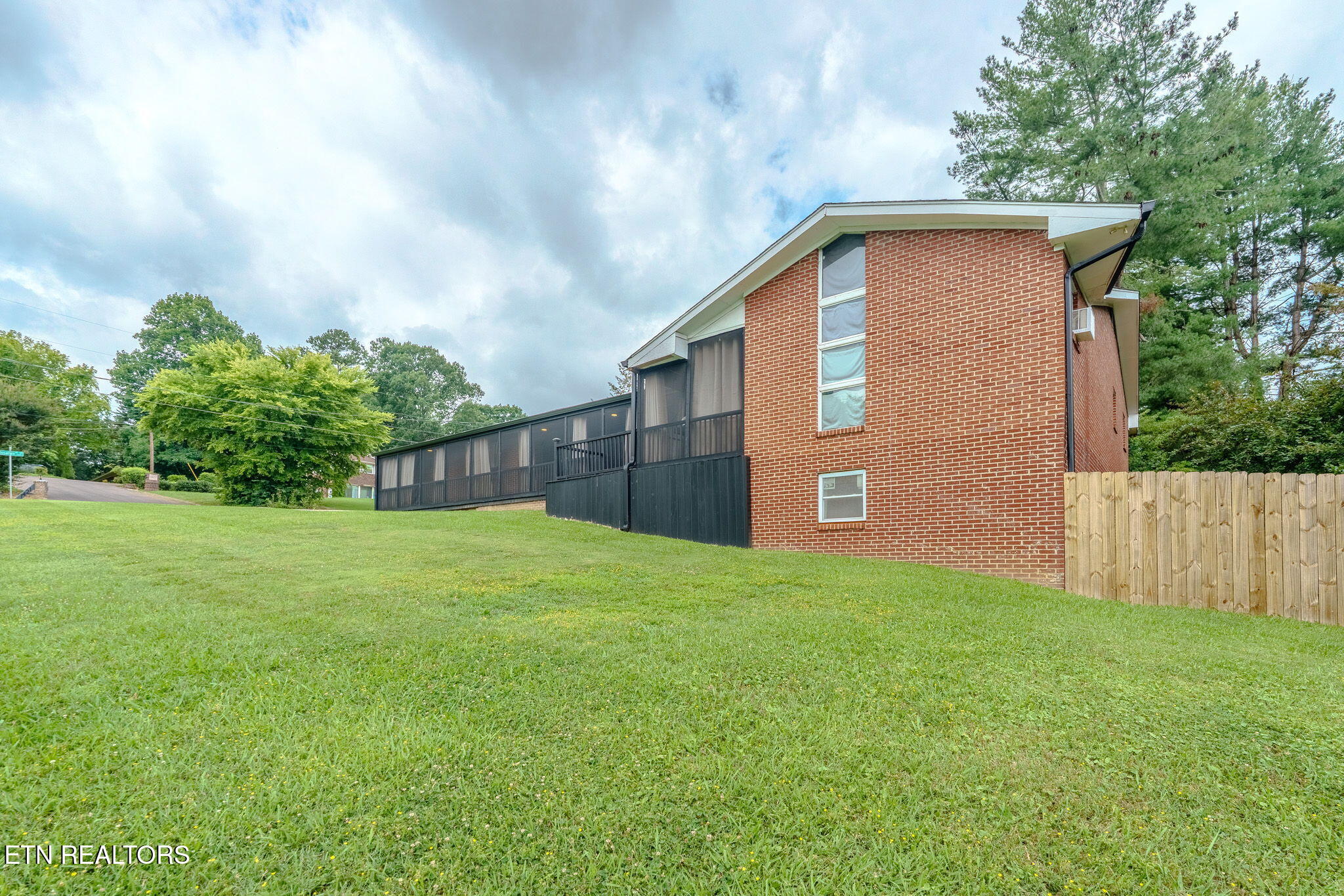1414 Rosalyn Drive Knoxville TN 37914