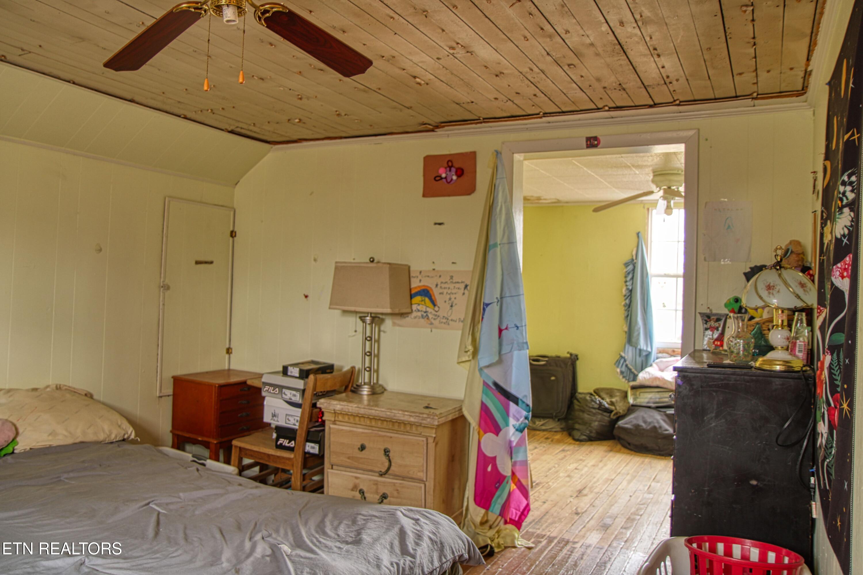 124 Whited Avenue Jamestown TN 38556