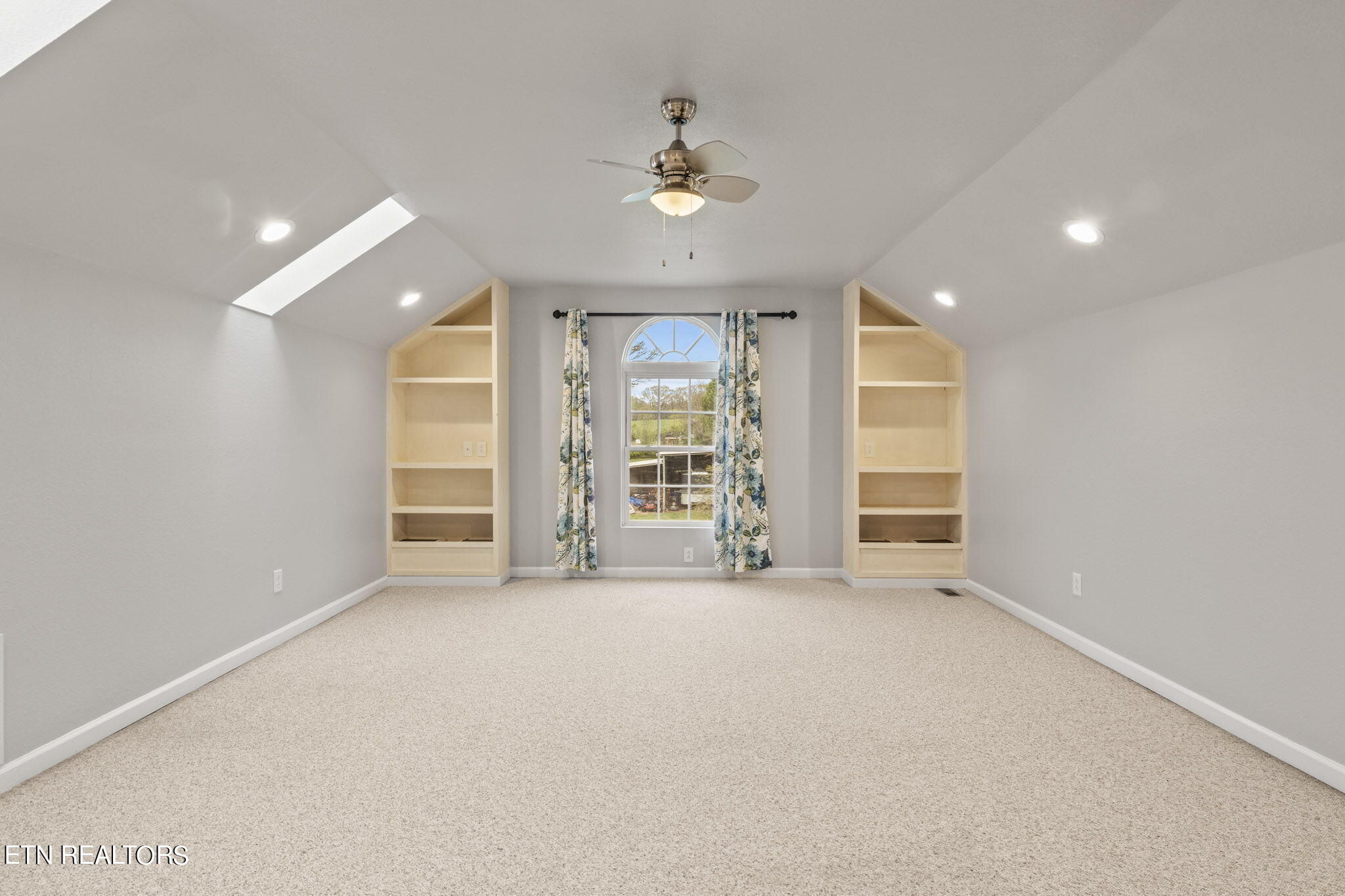 641 Mannela Drive Strawberry Plains TN 37871