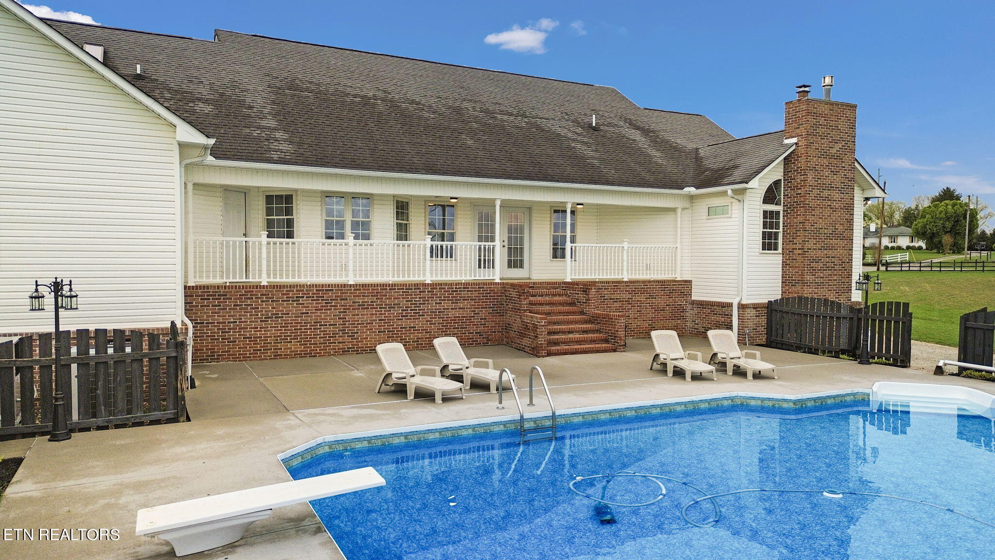 641 Mannela Drive Strawberry Plains TN 37871