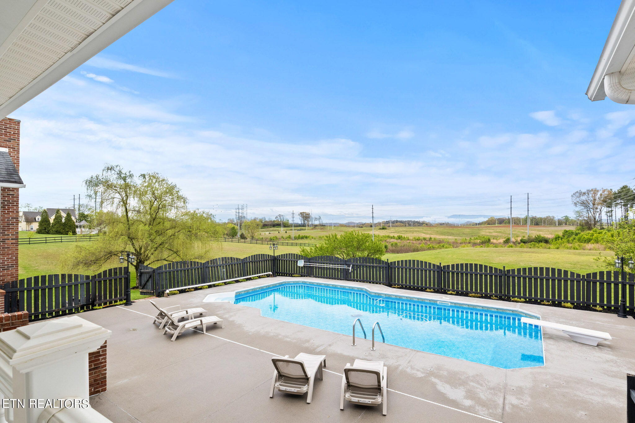 641 Mannela Drive Strawberry Plains TN 37871