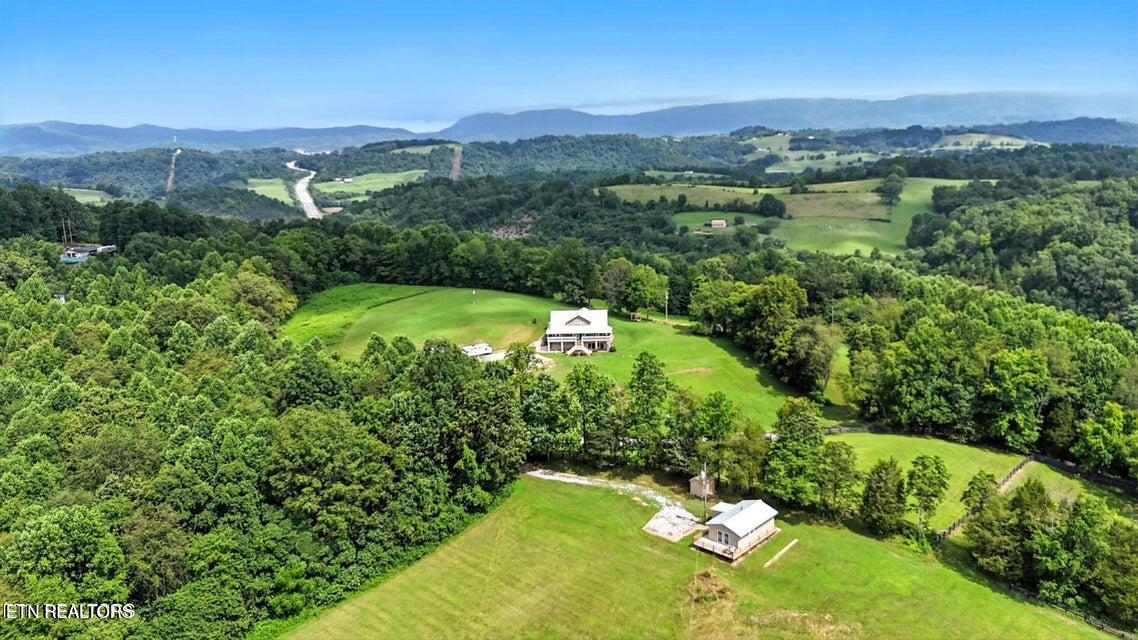 4703 Highway 25e Tazewell TN 37879