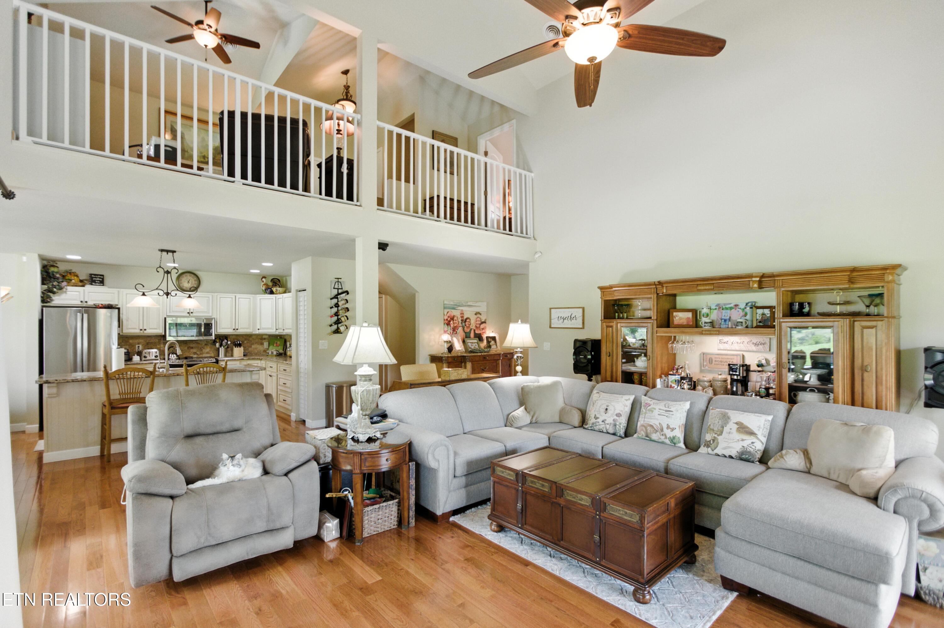 4703 Highway 25e Tazewell TN 37879