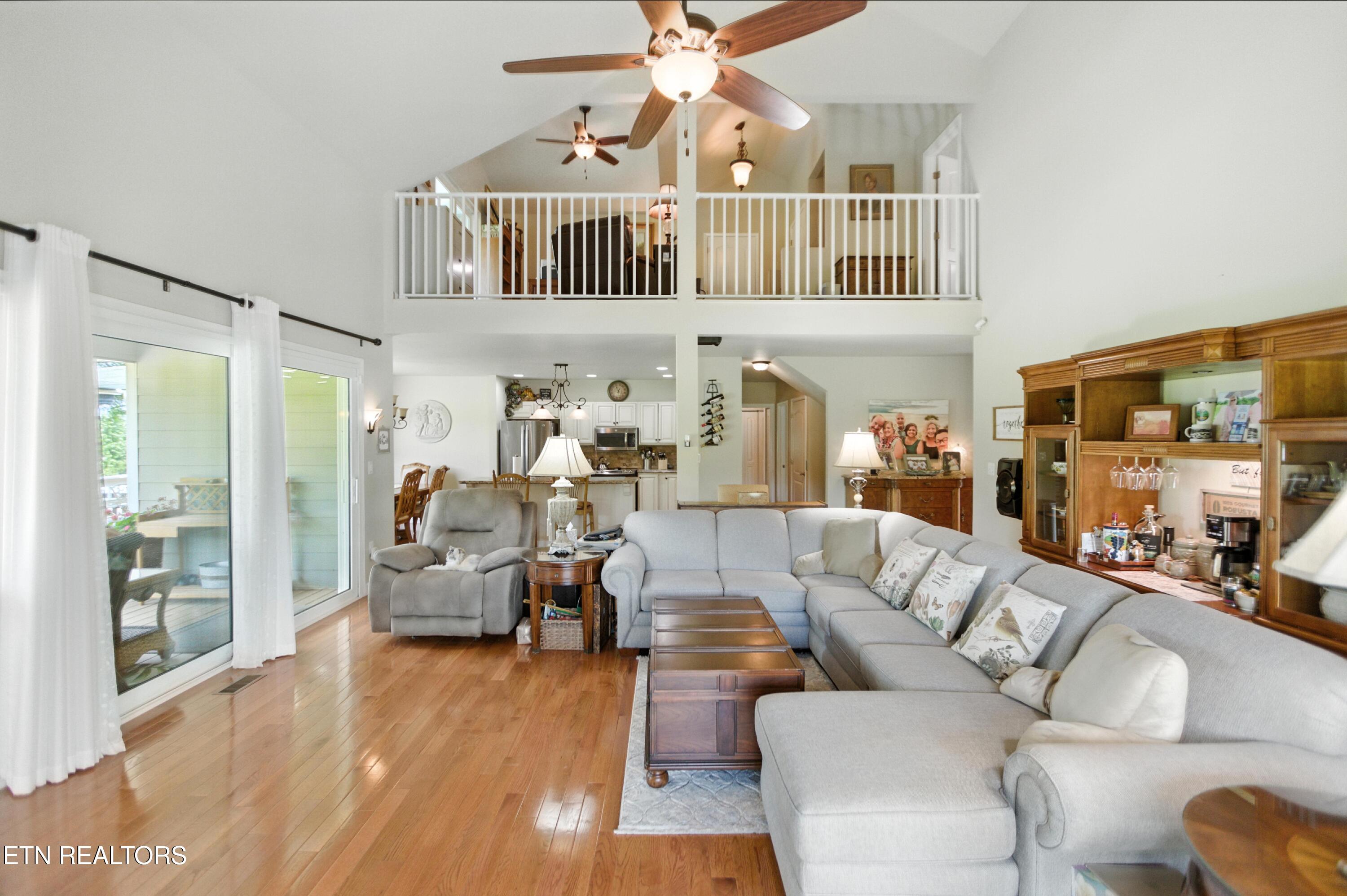 4703 Highway 25e Tazewell TN 37879