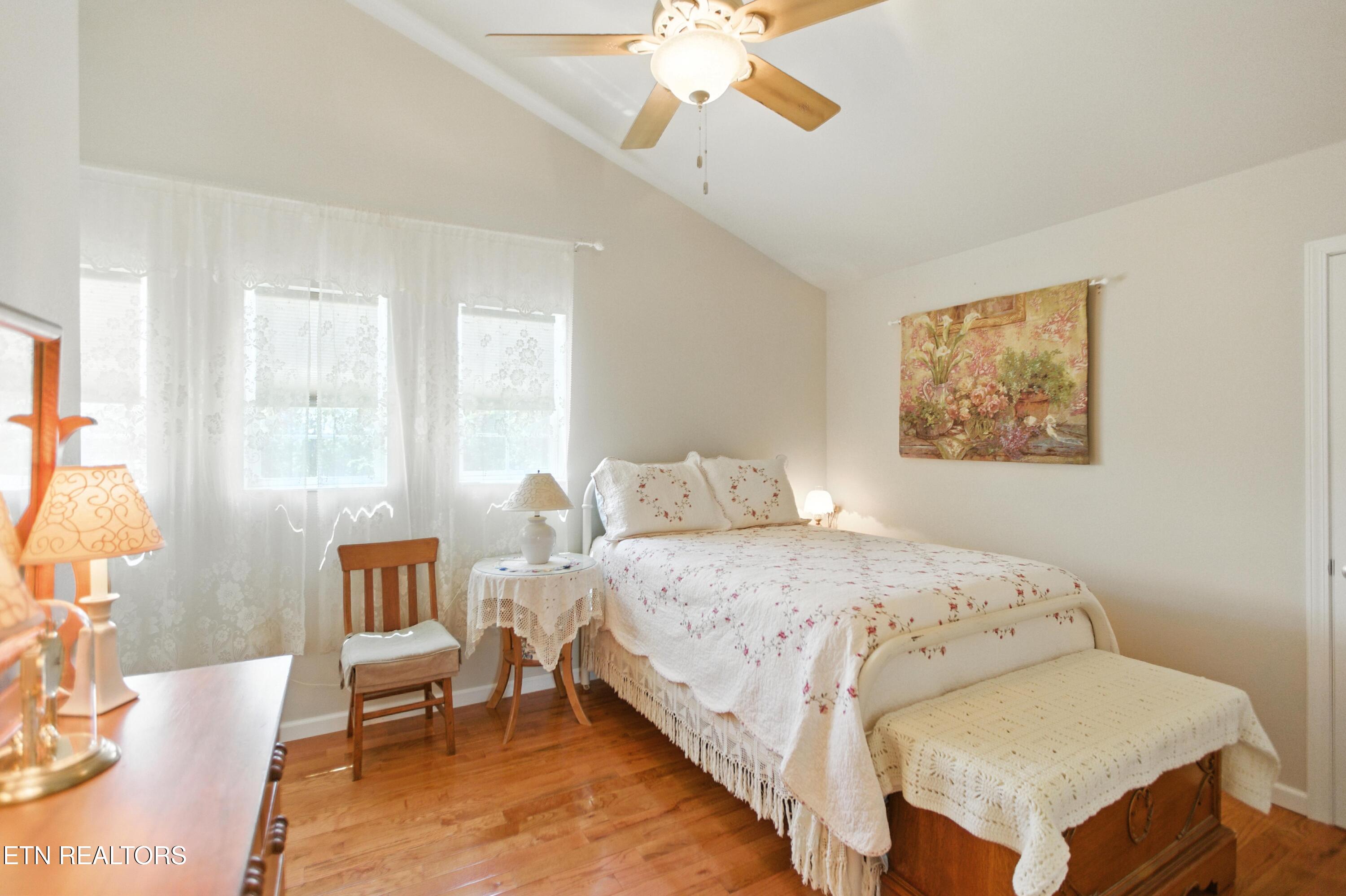 4703 Highway 25e Tazewell TN 37879