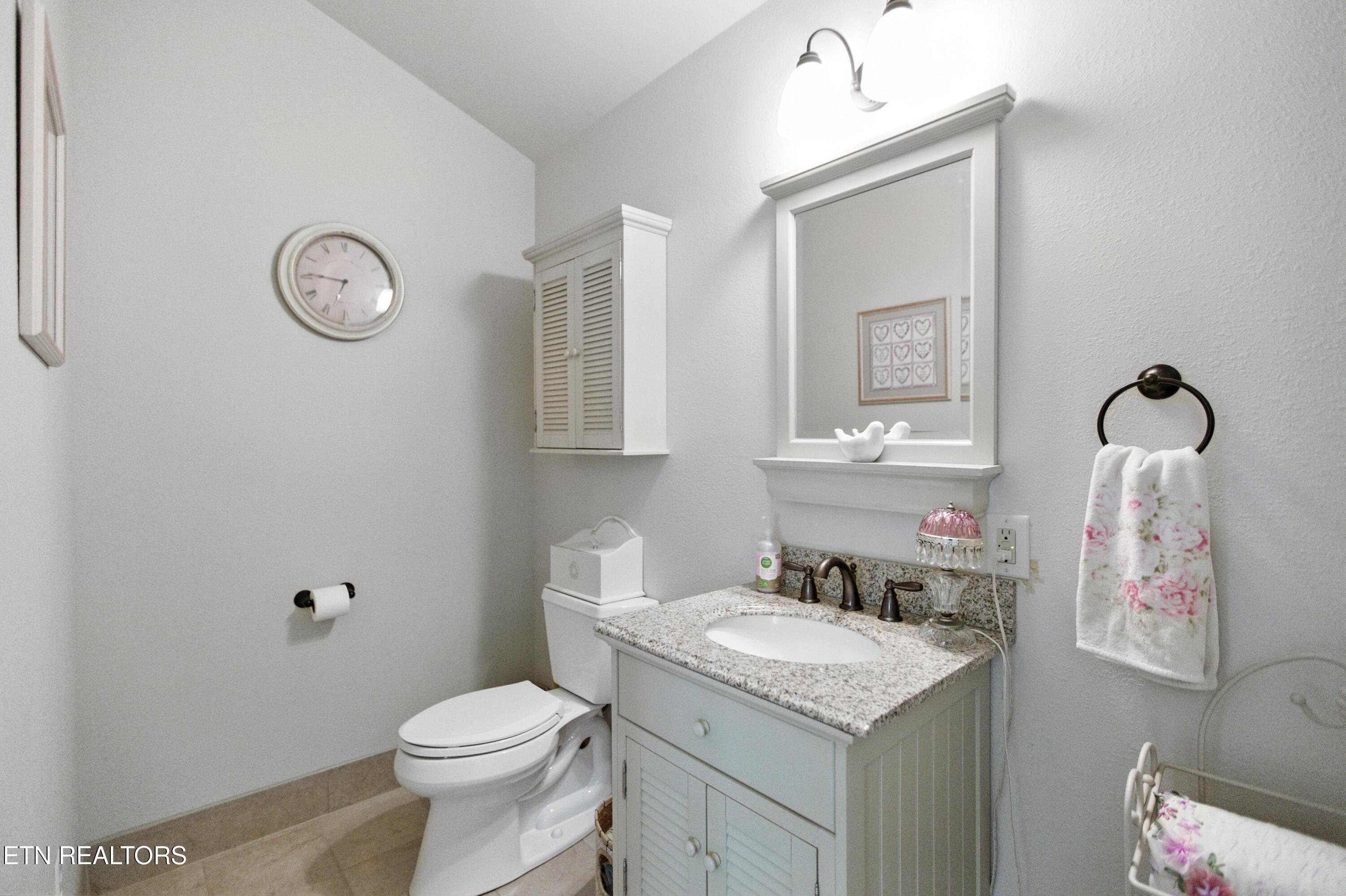 4703 Highway 25e Tazewell TN 37879