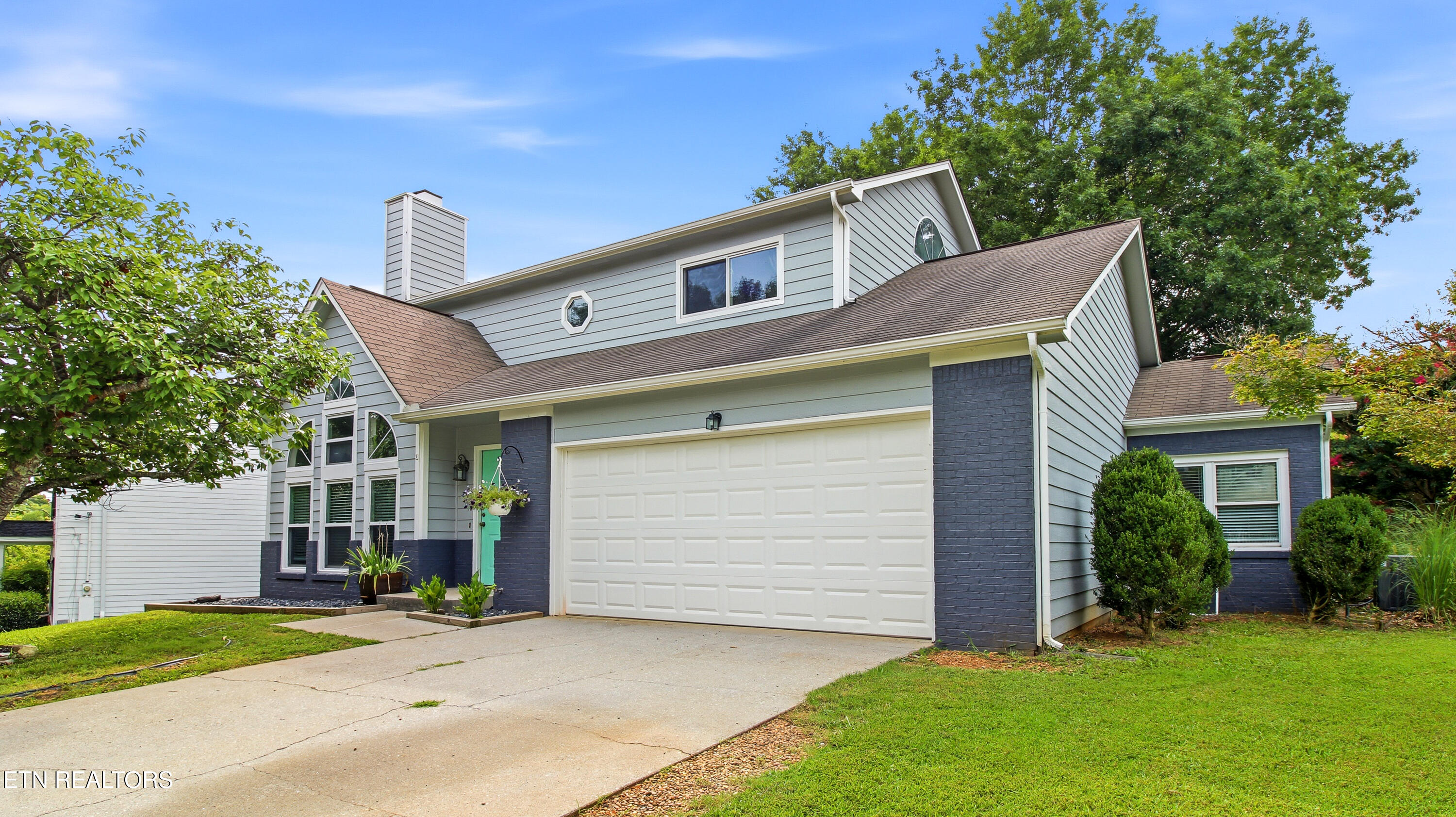 9905 Crestline Drive Knoxville TN 37922