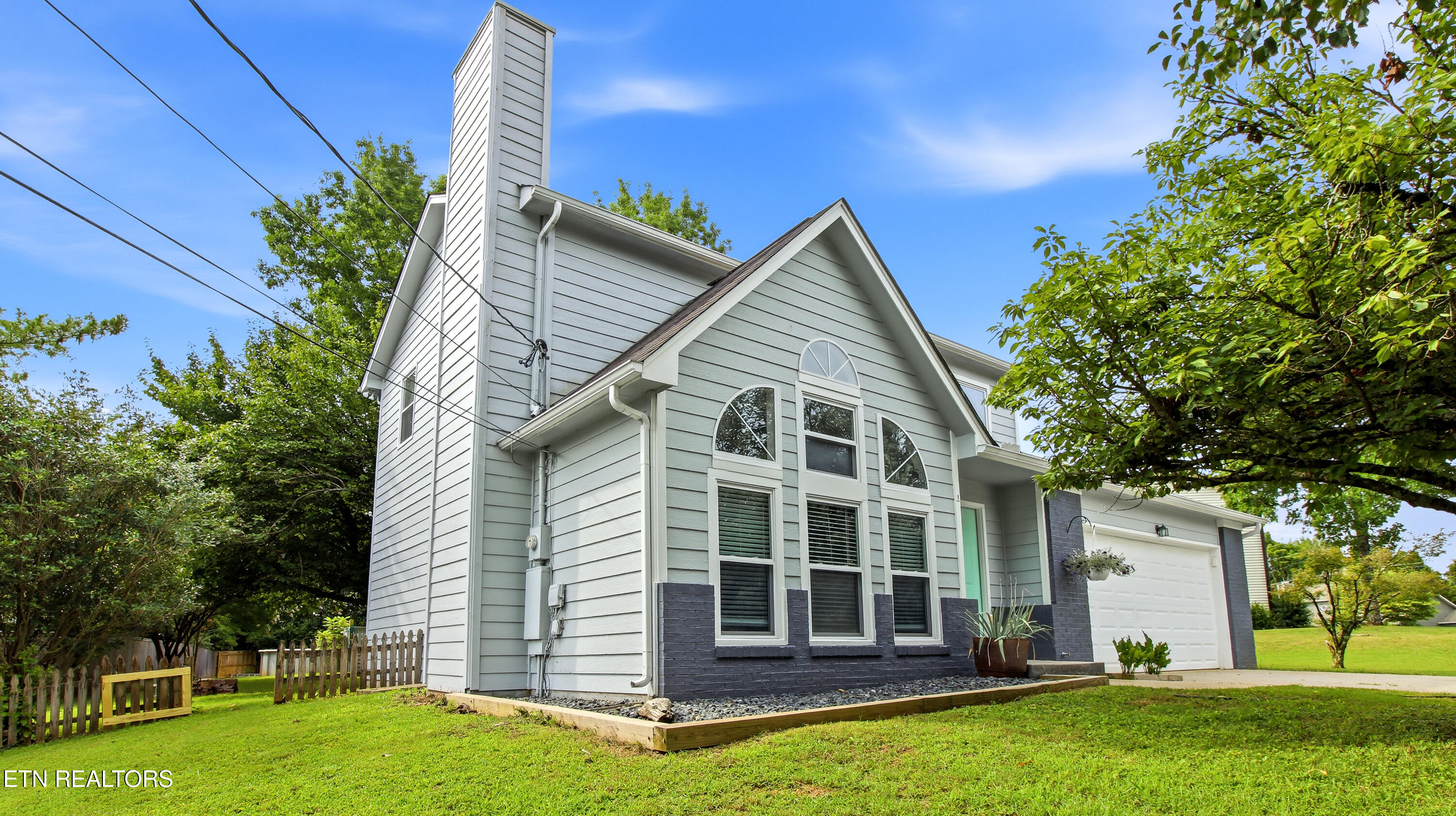 9905 Crestline Drive Knoxville TN 37922