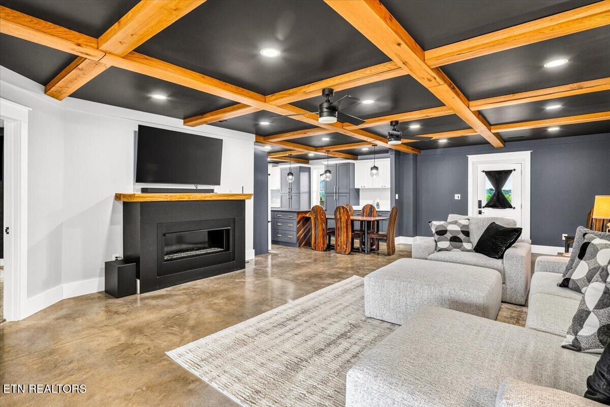 149 Island Ford Road Jacksboro TN 37757