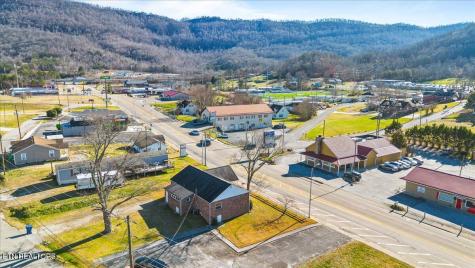 1171 5TH Street Jellico TN 37762