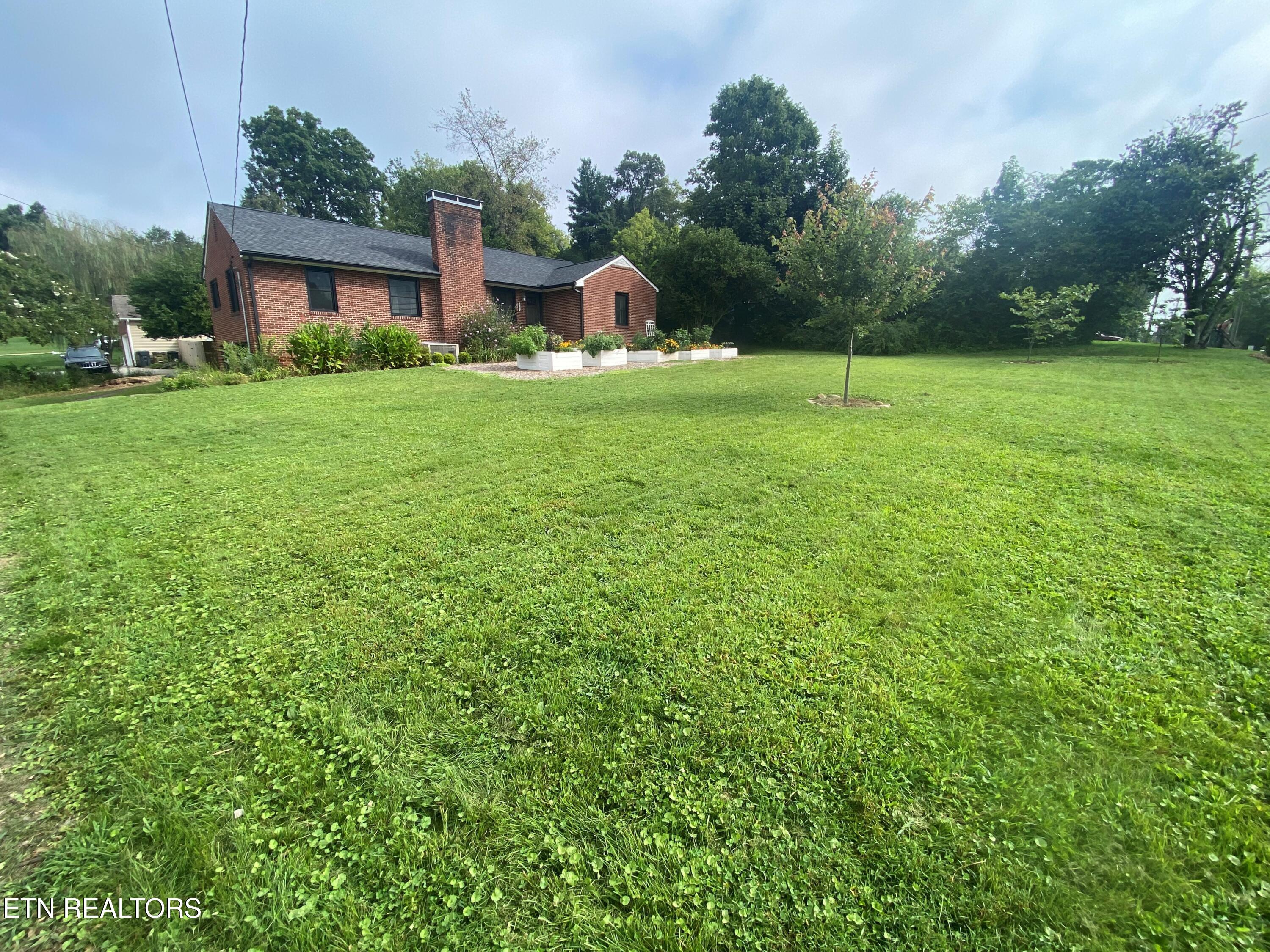 1701 Highland Drive Knoxville TN 37918