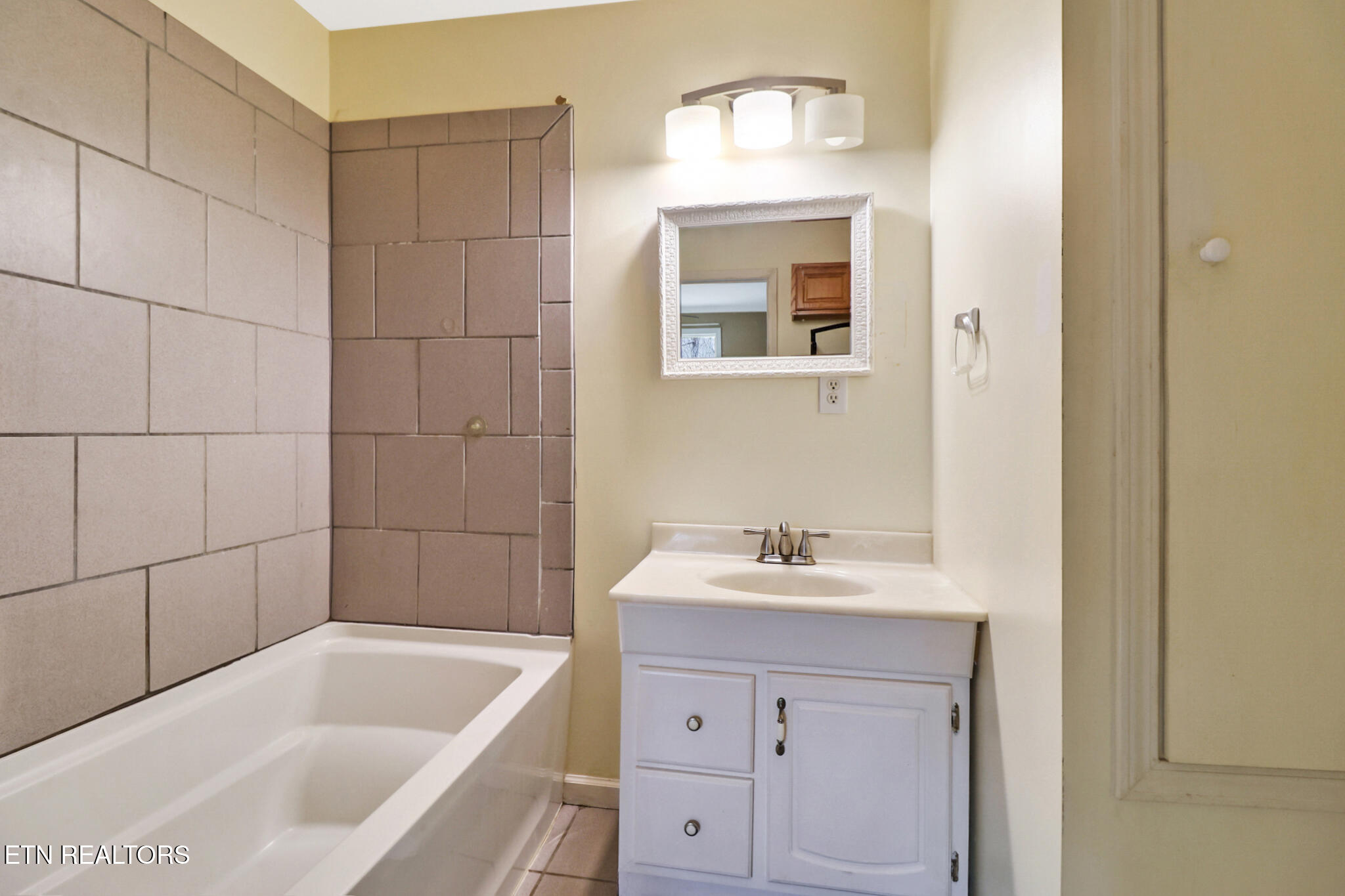 148 Hassler Lane Crossville TN 38555