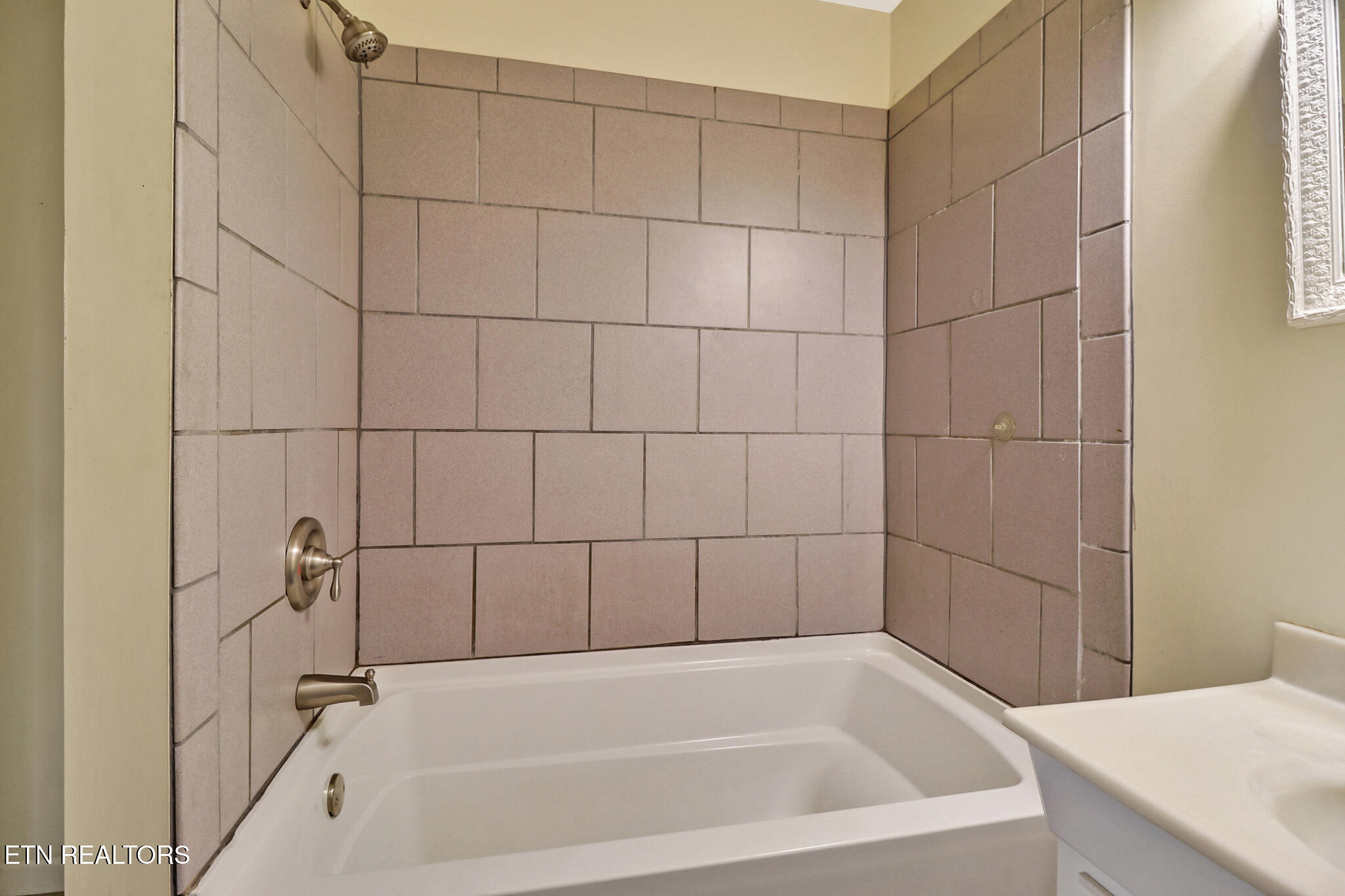 148 Hassler Lane Crossville TN 38555