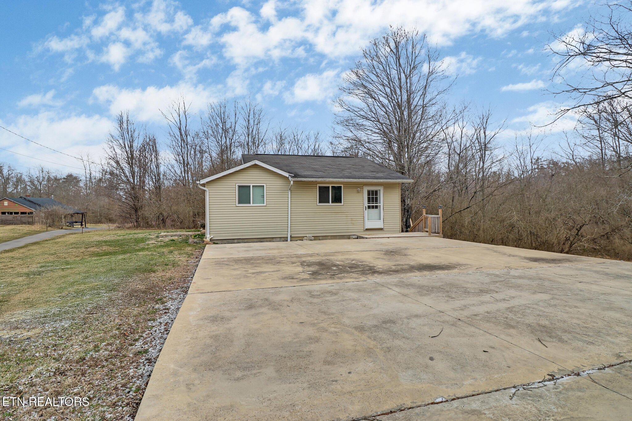 148 Hassler Lane Crossville TN 38555