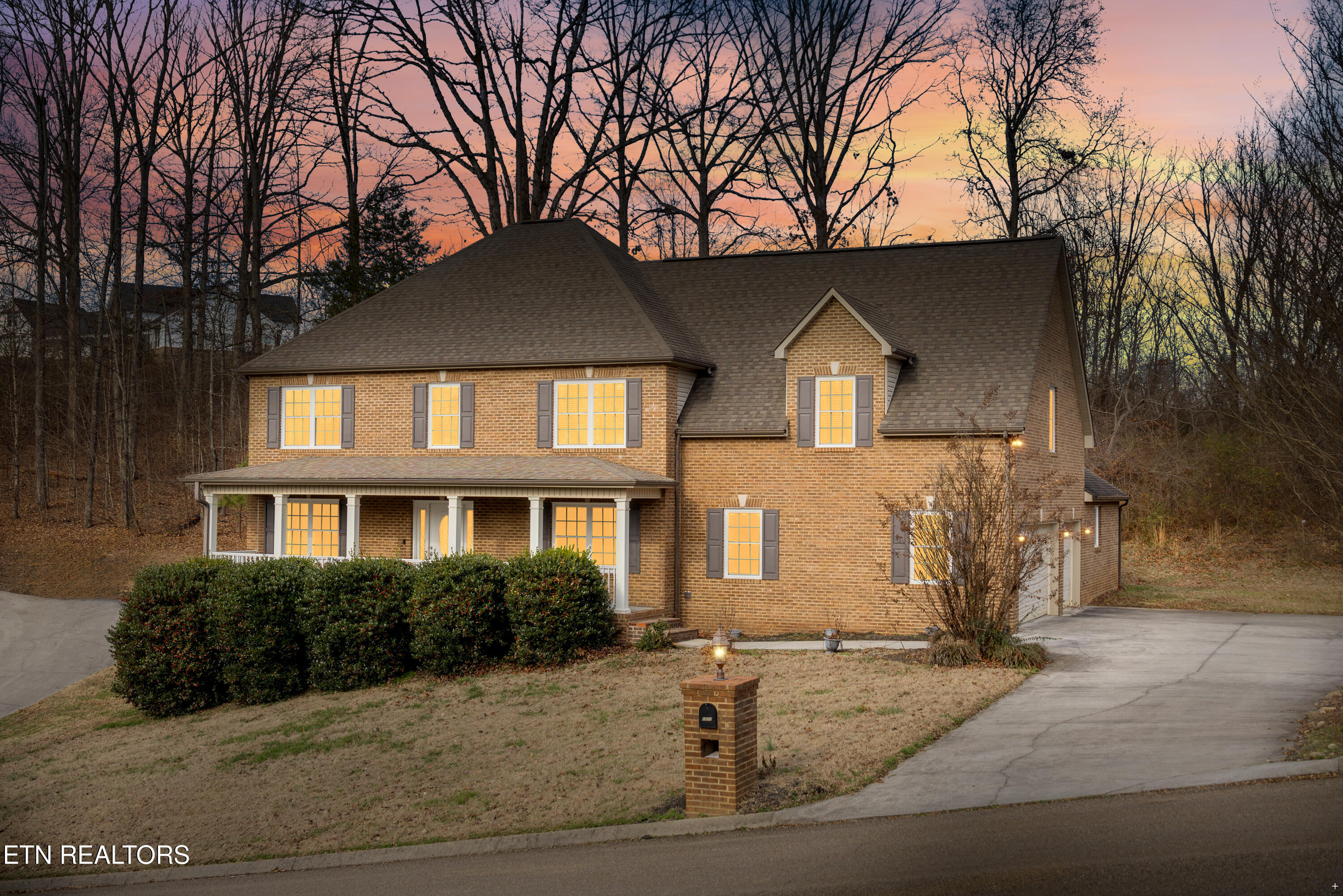 3345 Whispering Oaks Drive Knoxville TN 37938