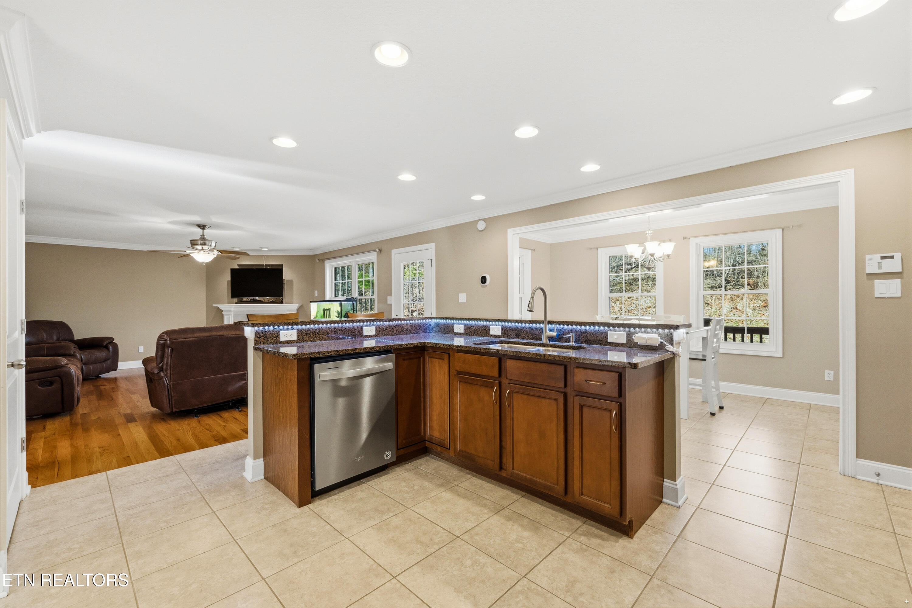 3345 Whispering Oaks Drive Knoxville TN 37938