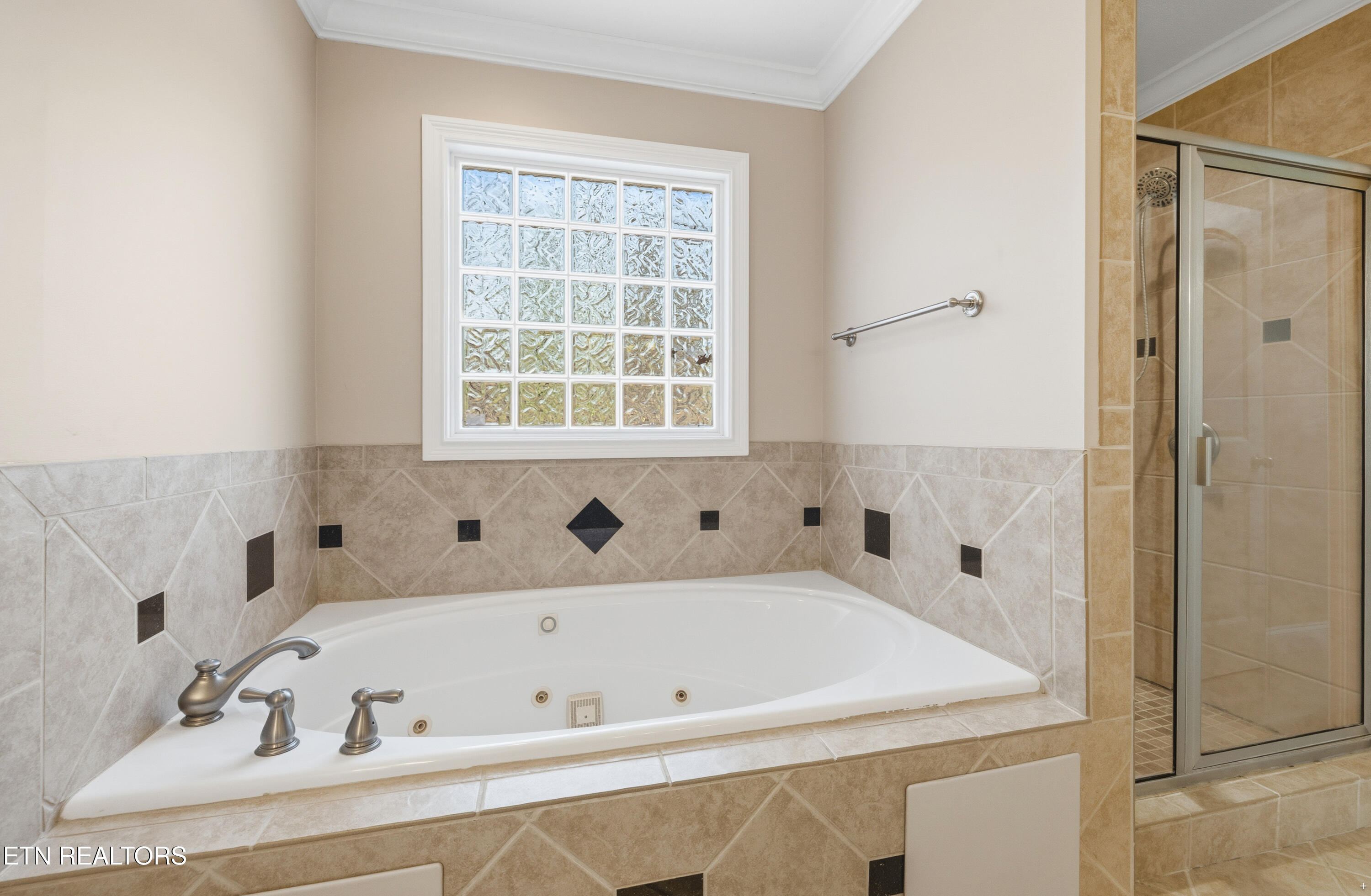 3345 Whispering Oaks Drive Knoxville TN 37938