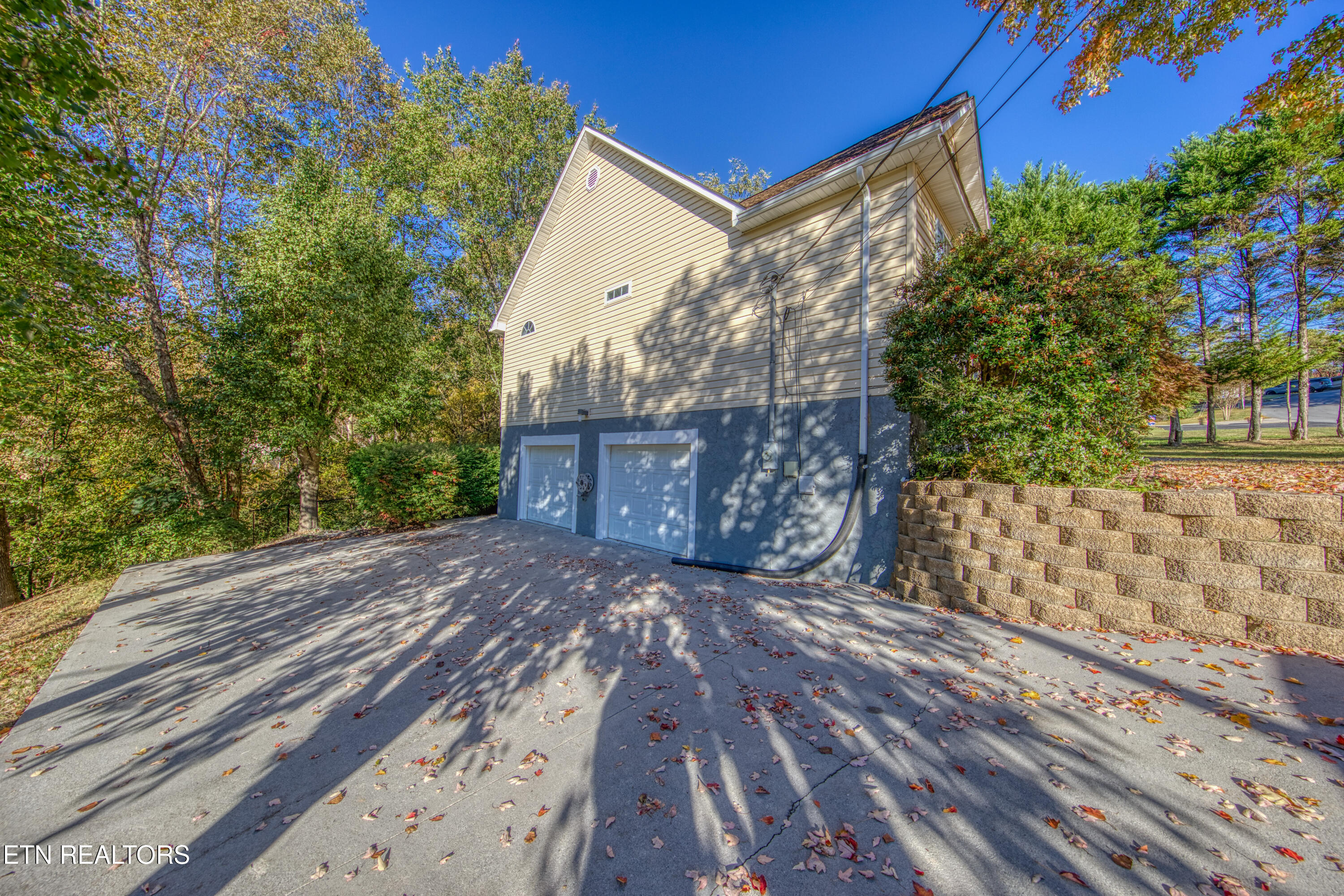 1138 Vista Drive Sevierville TN 37862
