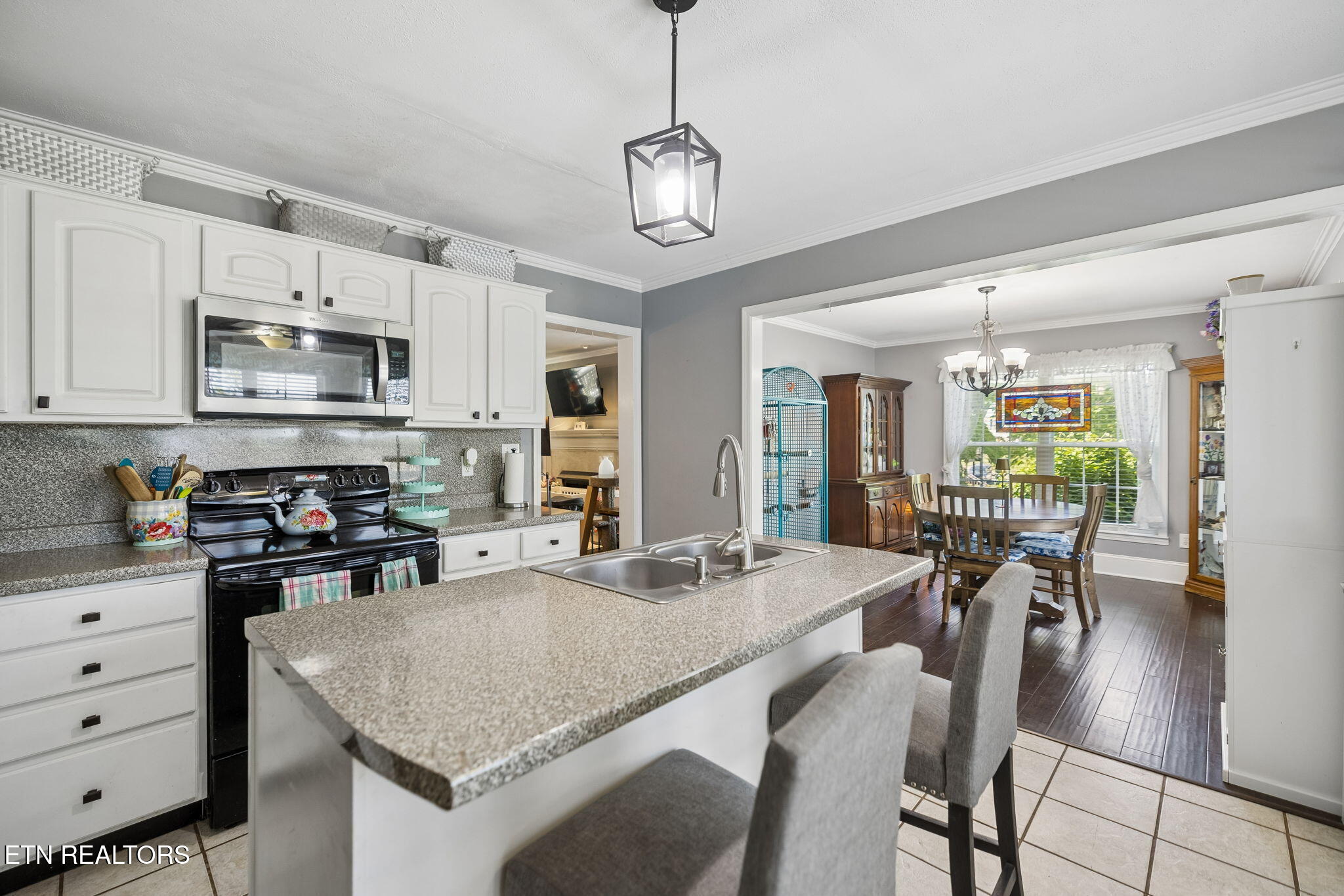 137 Meadow Run Bean Station TN 37708