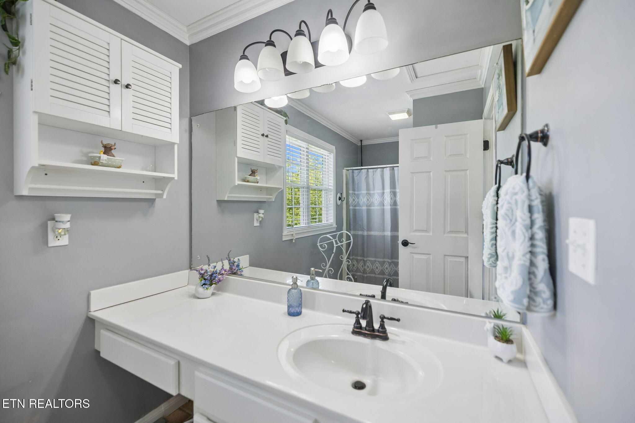 137 Meadow Run Bean Station TN 37708