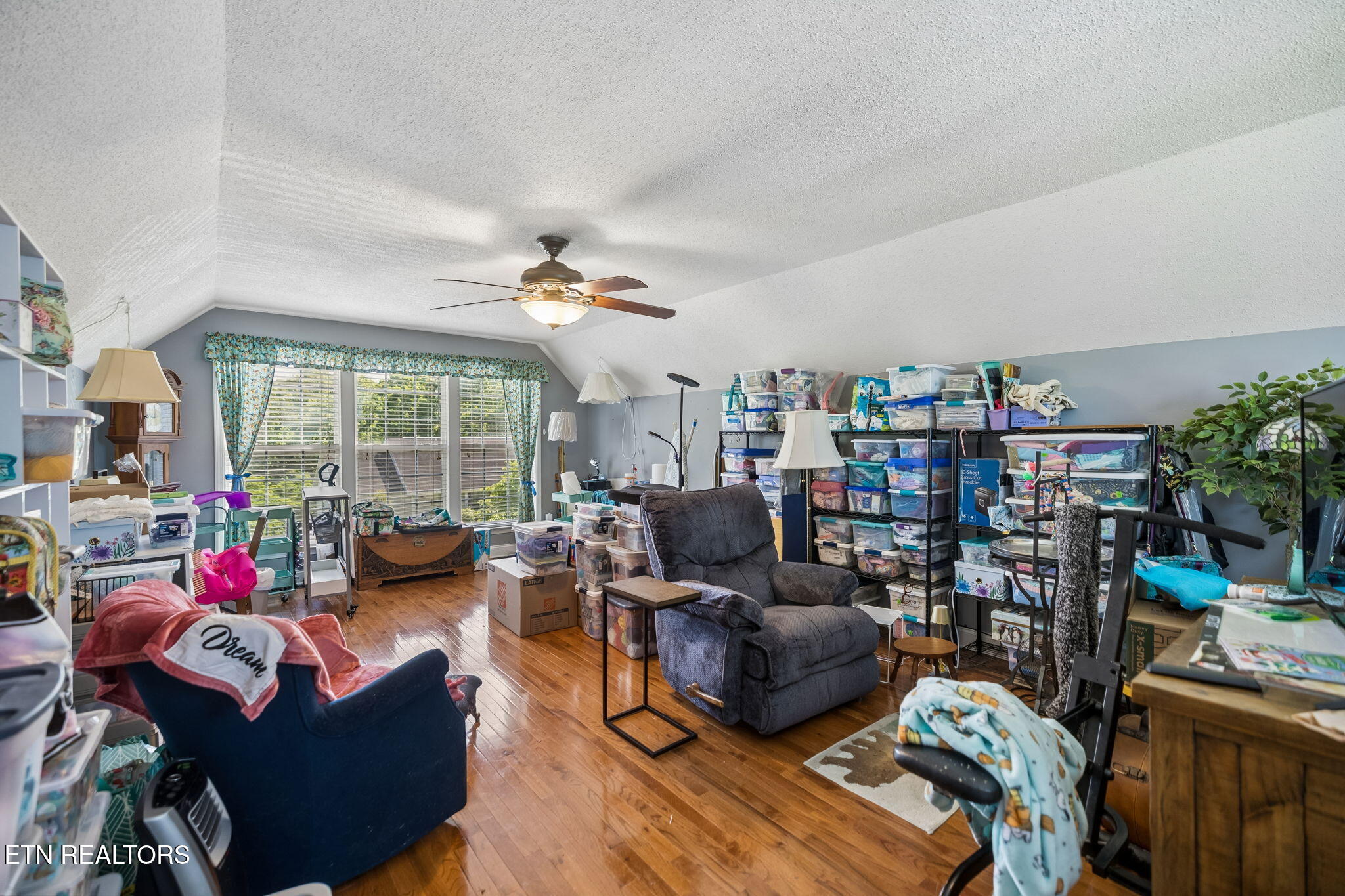 137 Meadow Run Bean Station TN 37708