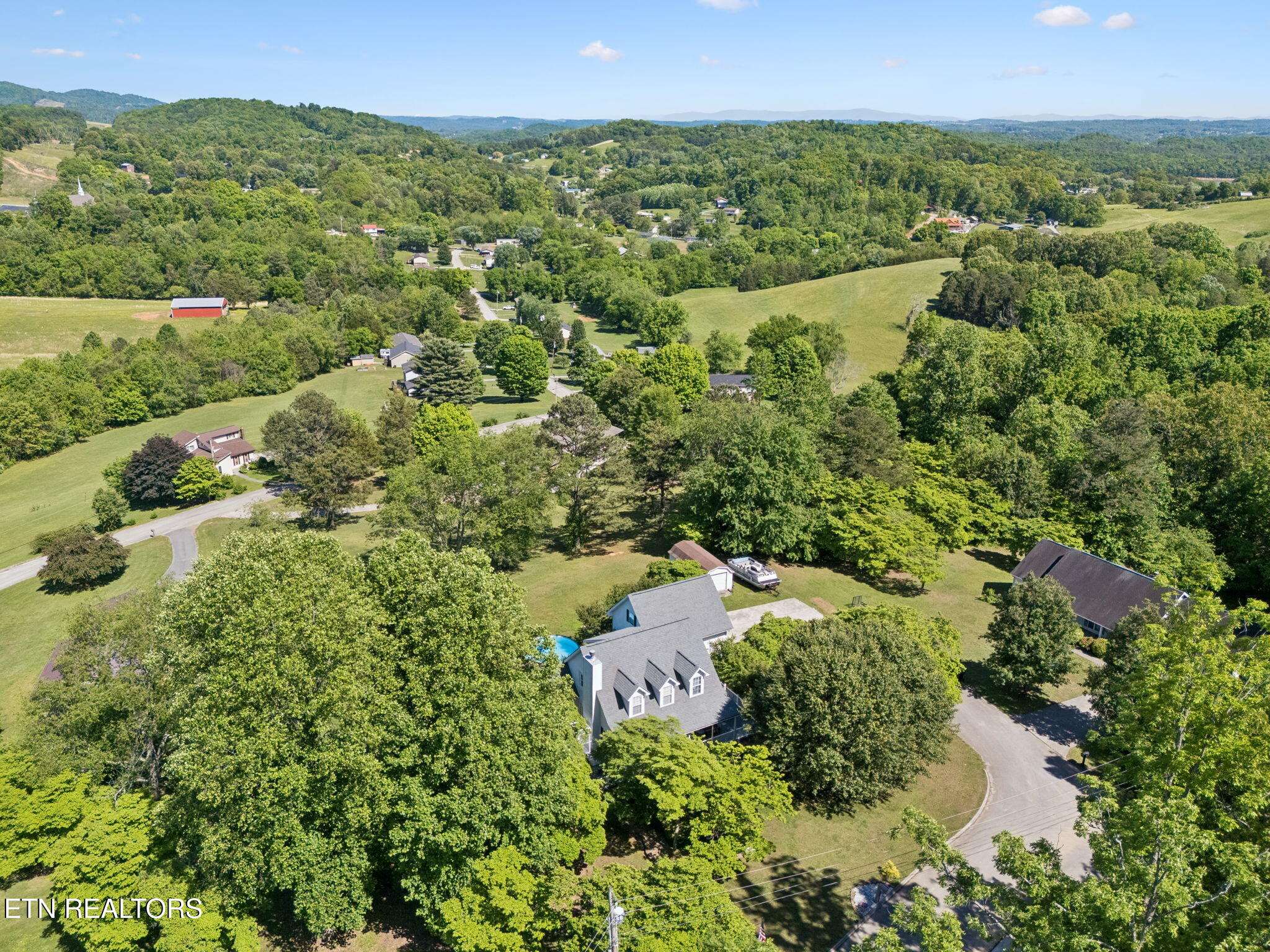 137 Meadow Run Bean Station TN 37708