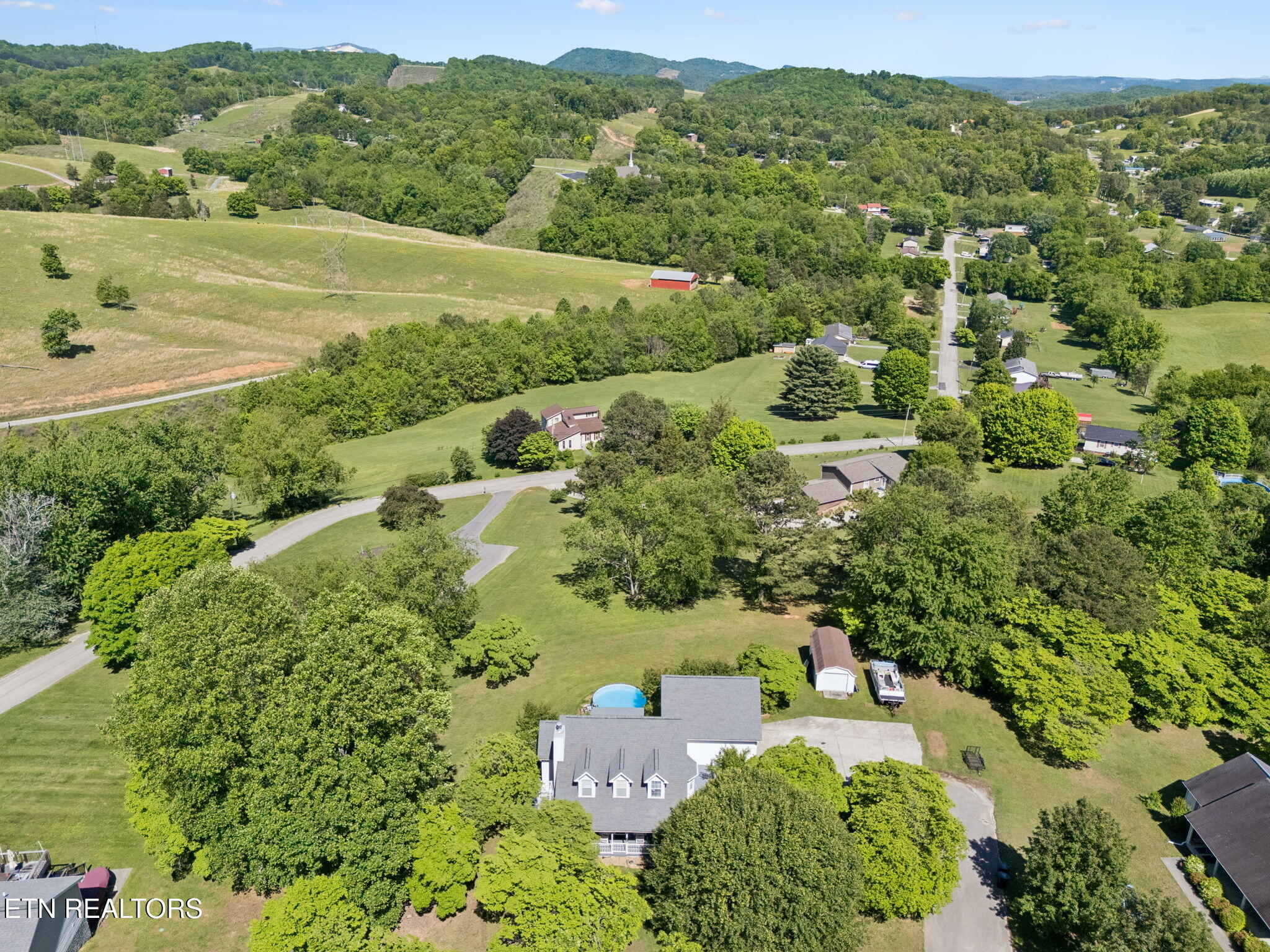137 Meadow Run Bean Station TN 37708
